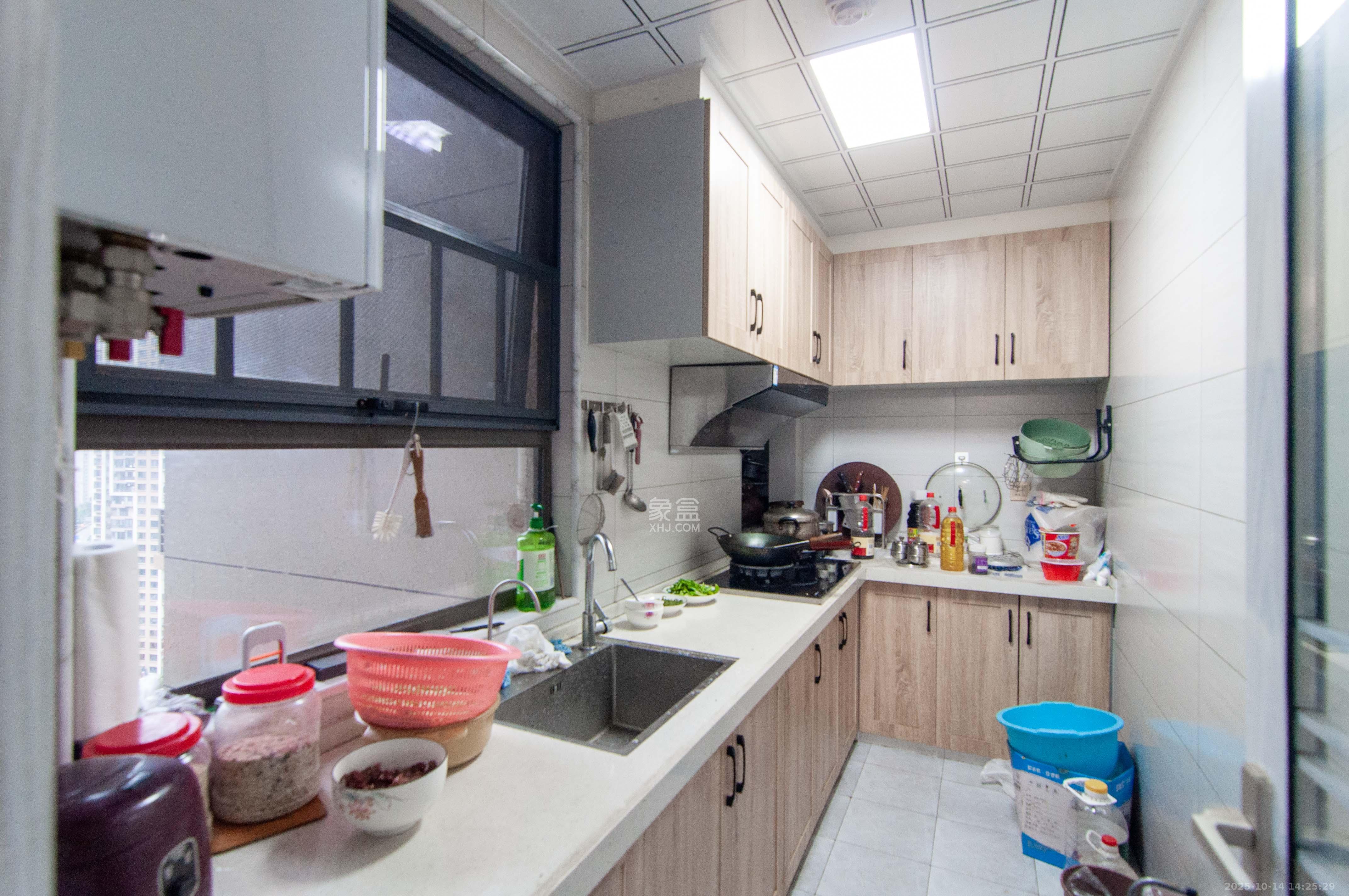 佳兆业云顶梅溪湖（佳兆业梅溪荟）  3室2厅1卫    105.0万厨房