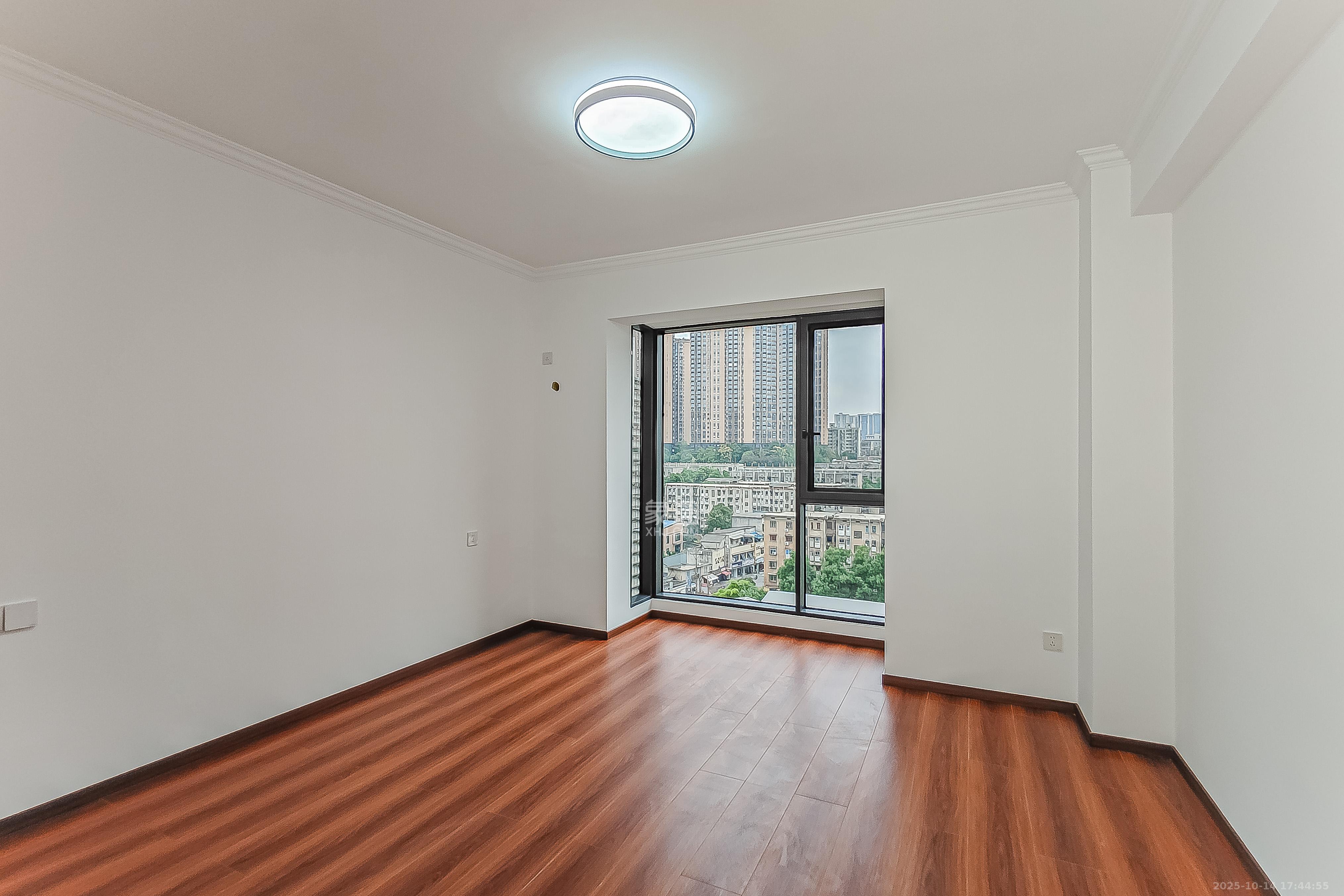 永宏佳园 3室2厅1卫 103.0万 永宏佳园 3室2厅1卫 103.0万卧室