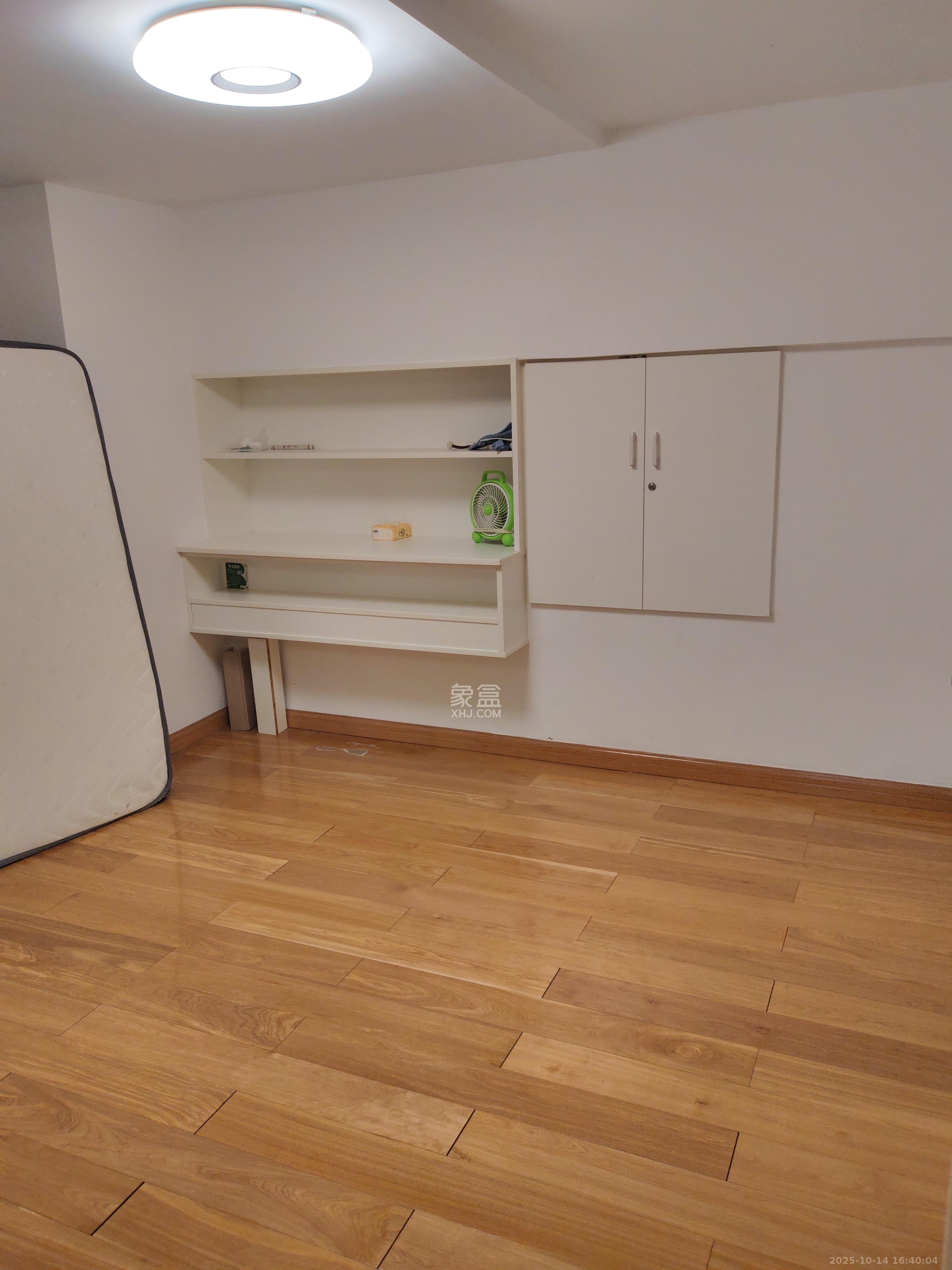 梅溪湖金茂湾  1室1厅1卫    2800.0元/月室内图