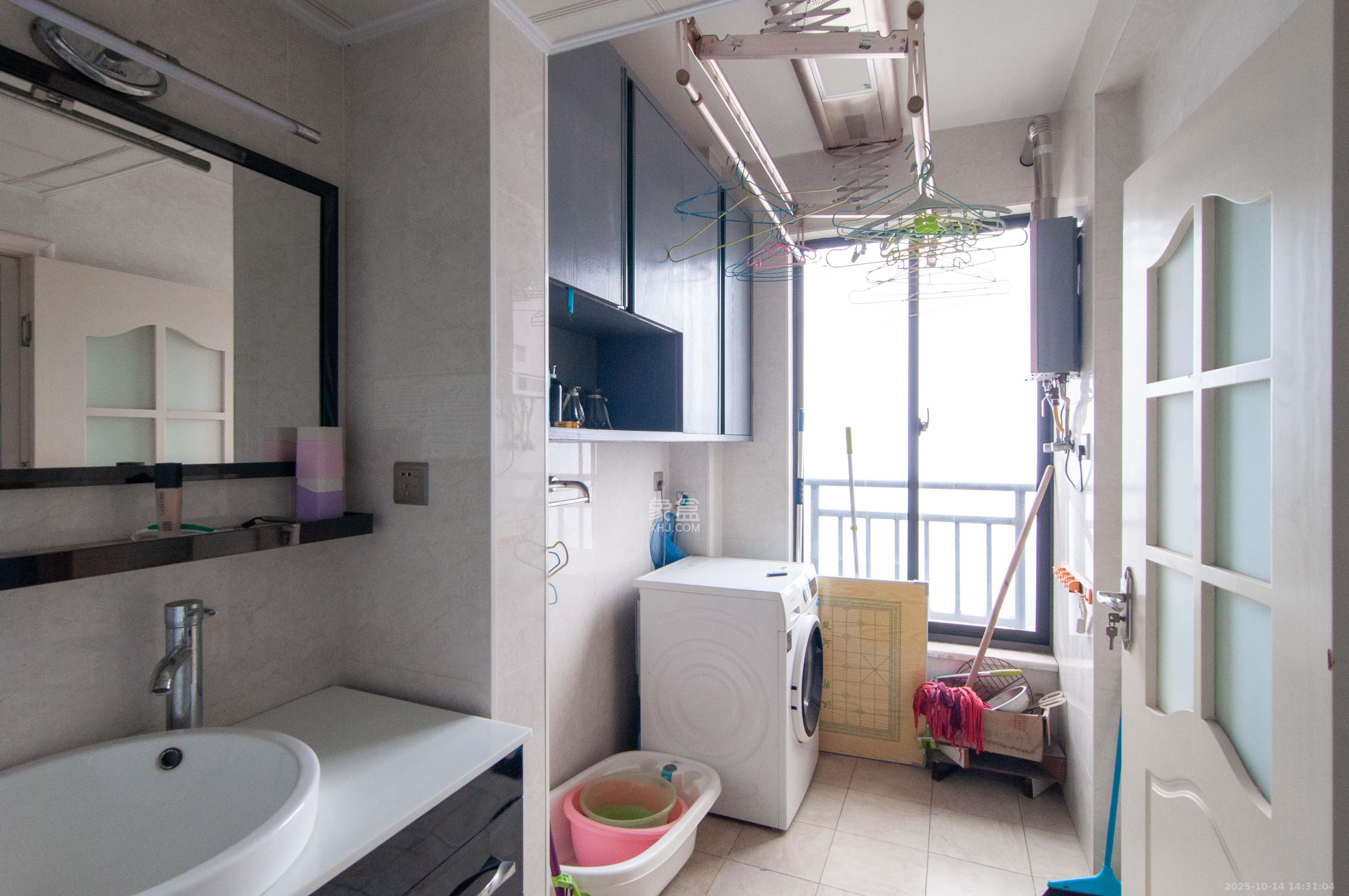 中一九骏（枫桥苑）  4室2厅2卫    141.0万其他