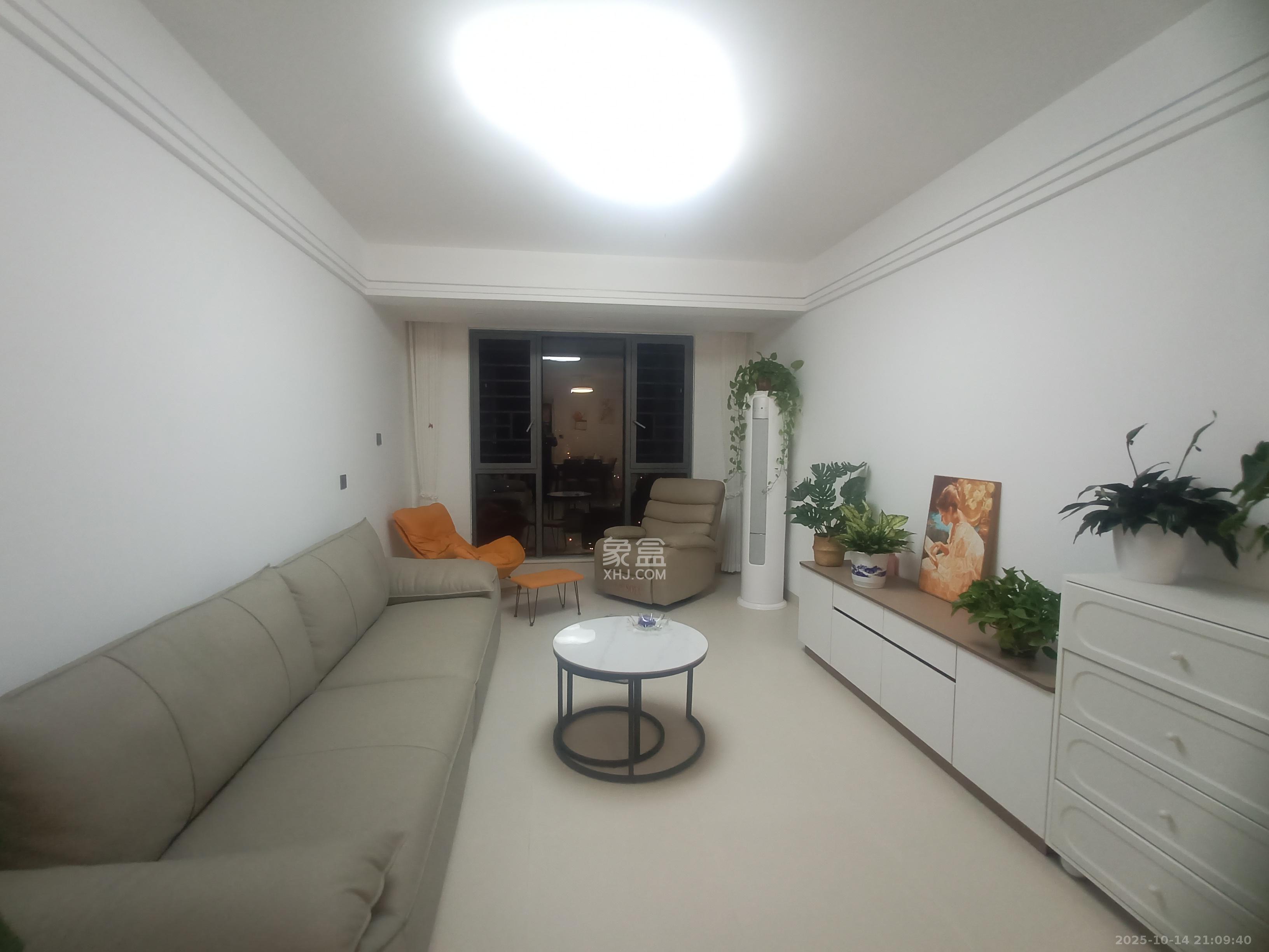 谷山景苑  2室2厅1卫    2000.0元/月