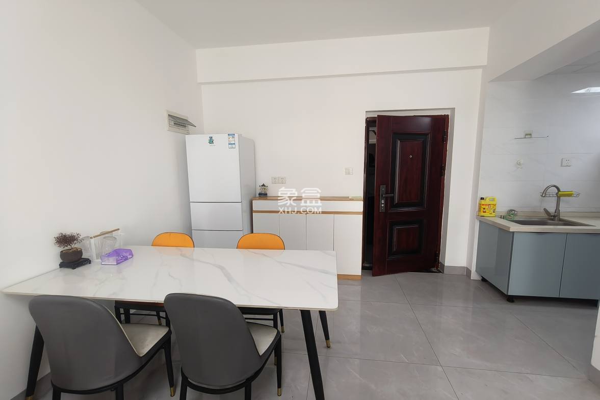 东站国际 1室1厅1卫 2300.0元/月 东站国际 1室1厅1卫 2300.0元/月室内图