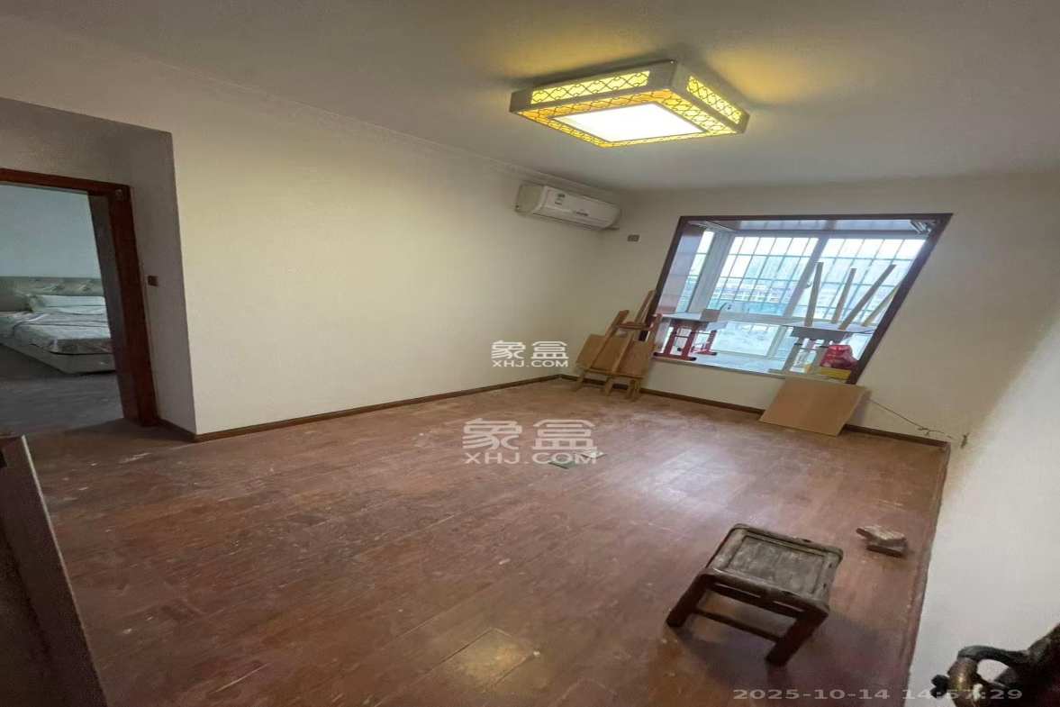 黎郡新宇熙春园 4室2厅2卫 2800.0元/月 黎郡新宇熙春园 4室2厅2卫 2800.0元/月室内图