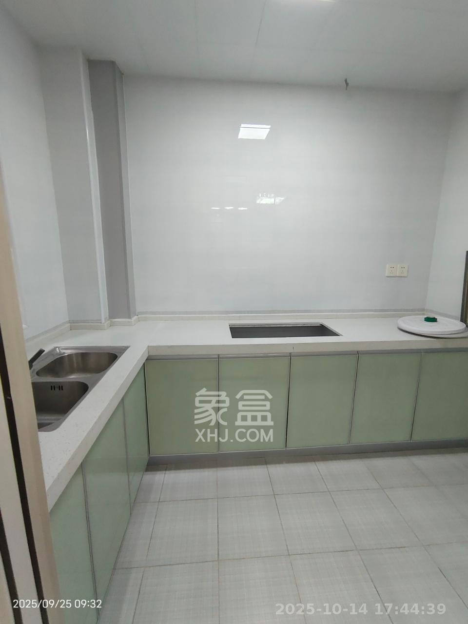 哈佛小镇（五矿哈佛小镇）  4室2厅2卫    2200.0元/月室内图