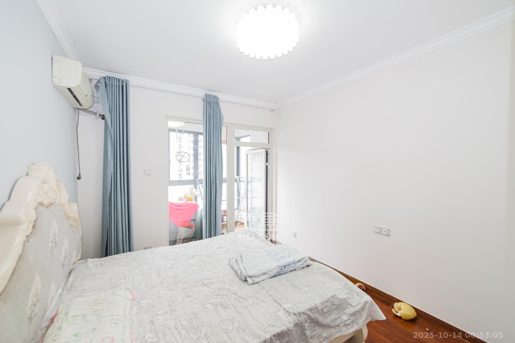 北辰三角洲D3区 2室2厅1卫 88.0万 北辰三角洲D3区 2室2厅1卫 88.0万卧室