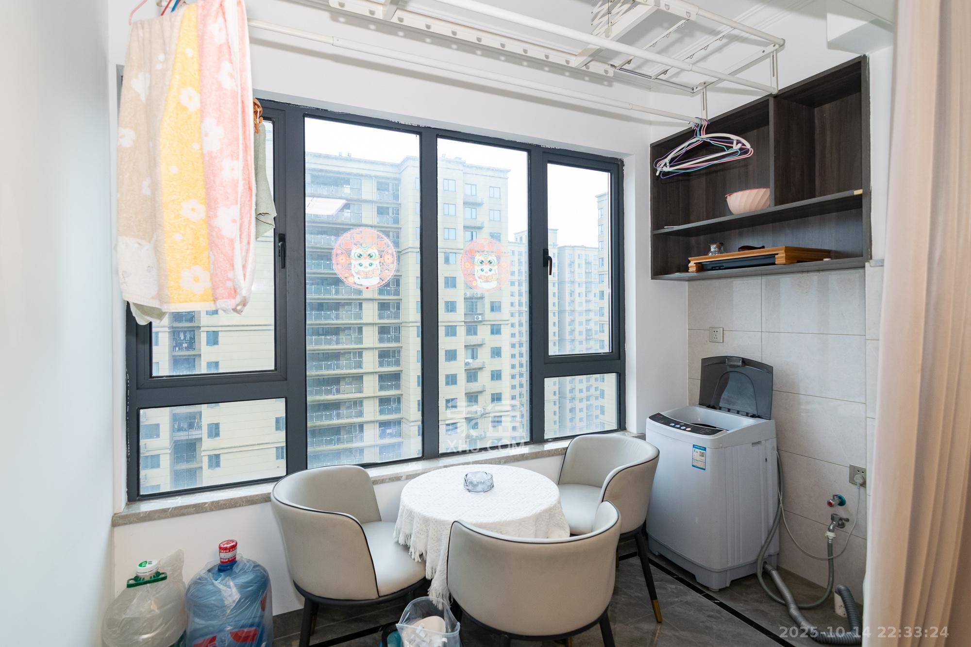 澳海月亮湾 3室2厅1卫 82.0万 澳海月亮湾 3室2厅1卫 82.0万阳台