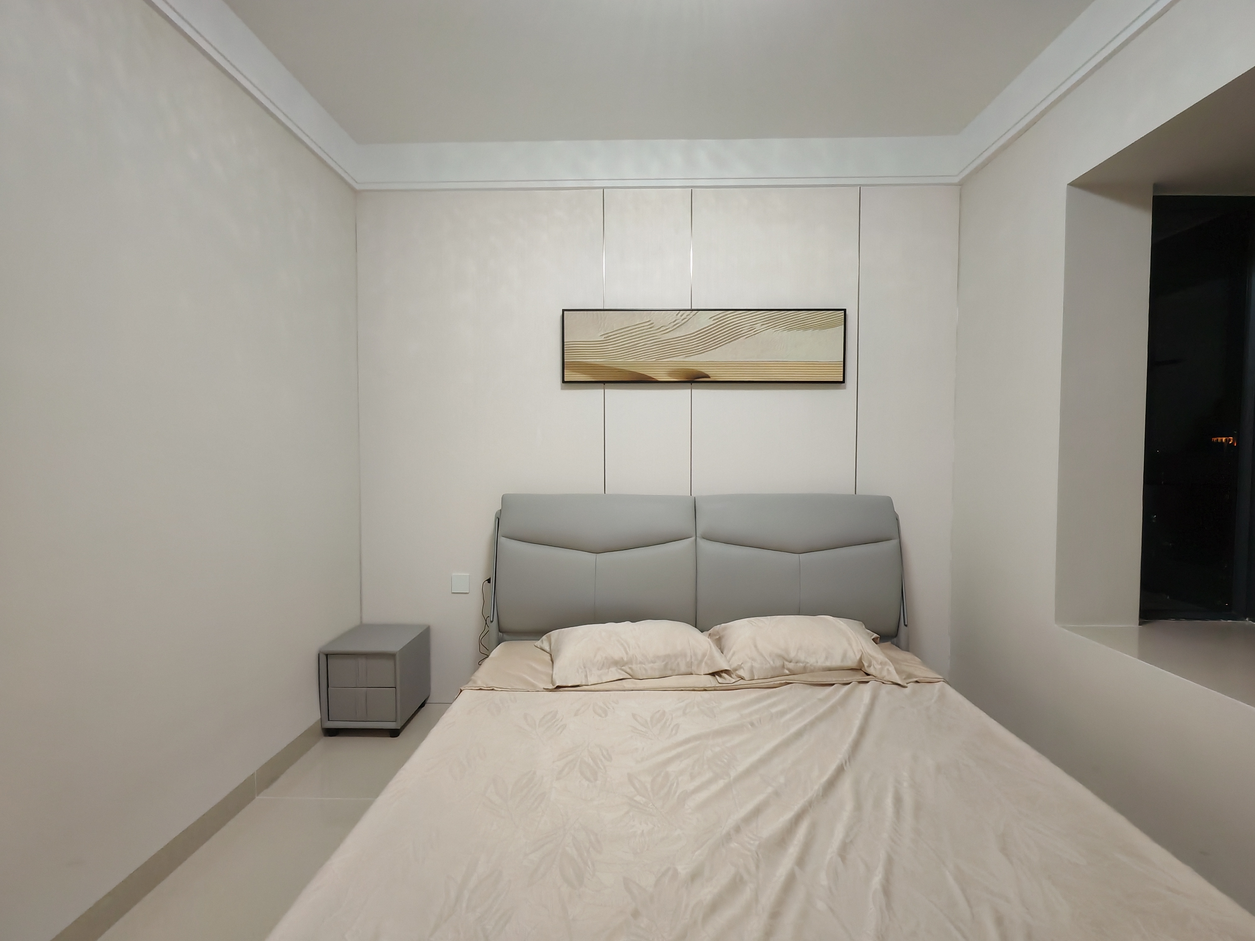 金龙苑  1室0厅0卫    129.0万客厅