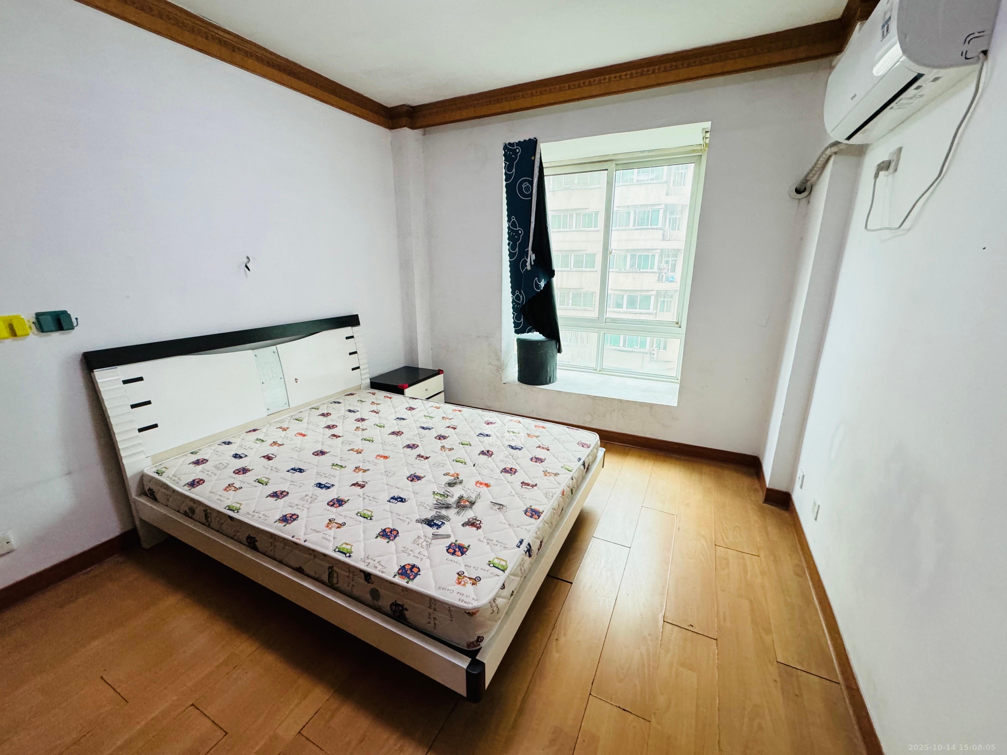 今利园 2室2厅1卫 1400.0元/月 今利园 2室2厅1卫 1400.0元/月室内图