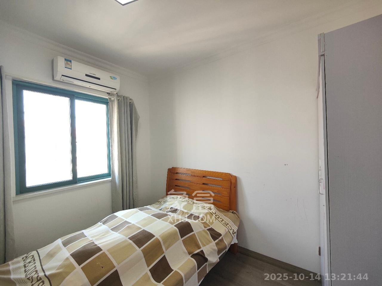 蝴蝶谷  3室2厅2卫    1600.0元/月室内图