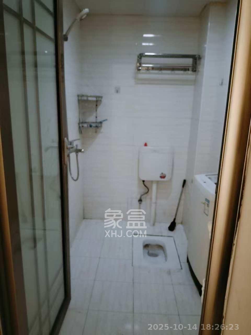 丰园城（鄱阳小区二期）  1室1厅1卫    1200.0元/月室内图