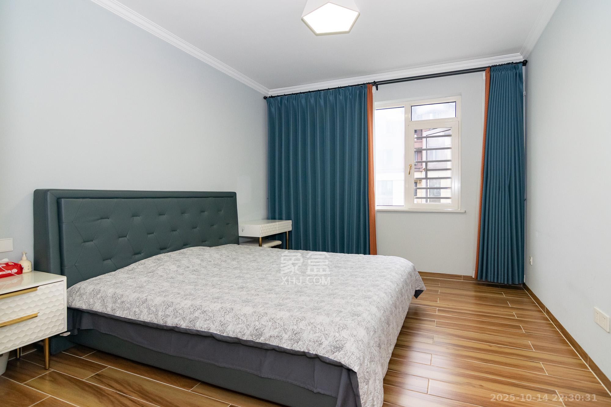 金地三千府(金地湖山樾、金地自在城)  3室2厅1卫    95.0万 金地三千府(金地湖山樾、金地自在城)  3室2厅1卫    95.0万卧室