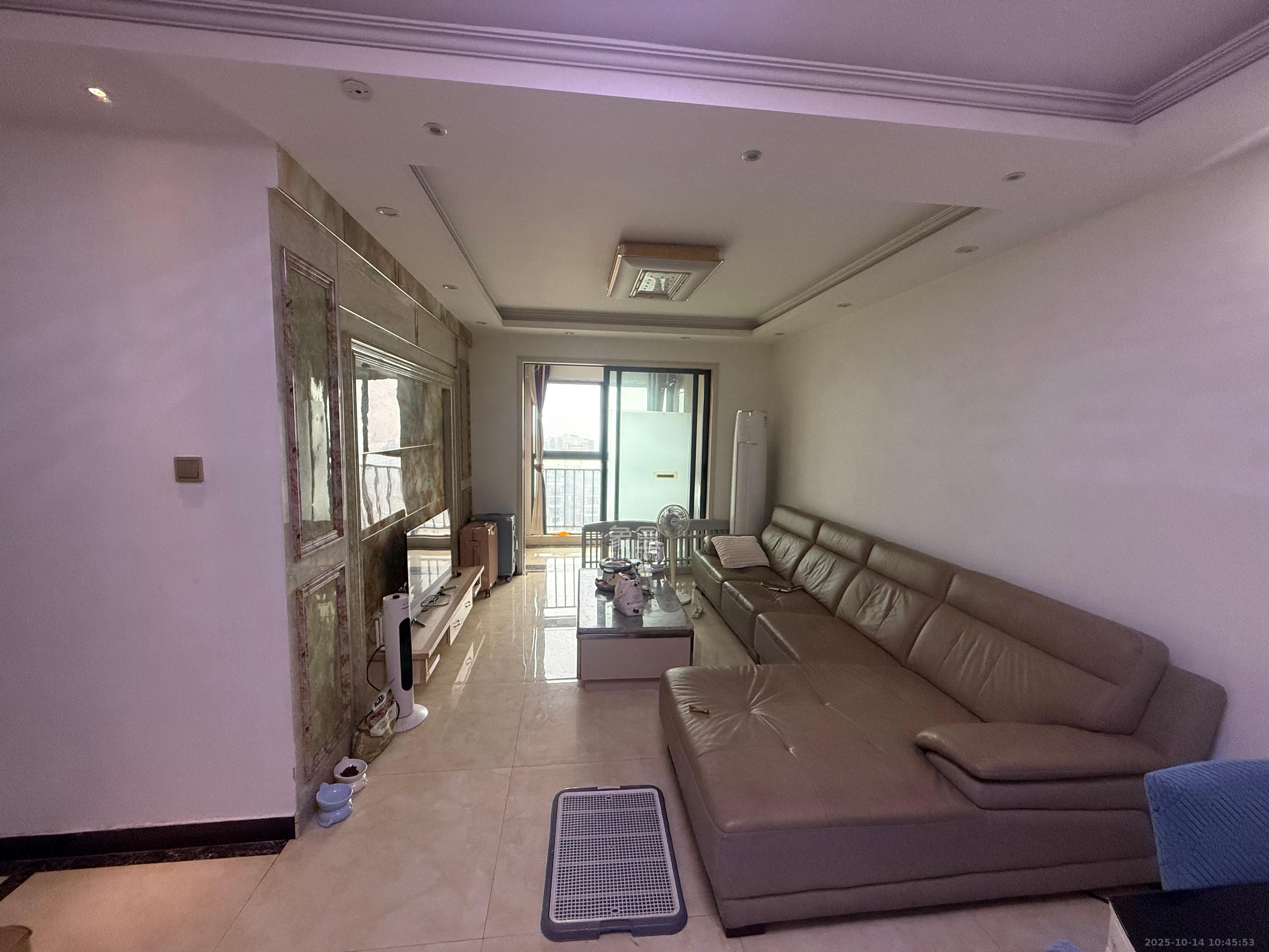 鑫远御文台一期 2室2厅1卫 2000.0元/月 鑫远御文台一期 2室2厅1卫 2000.0元/月室内图