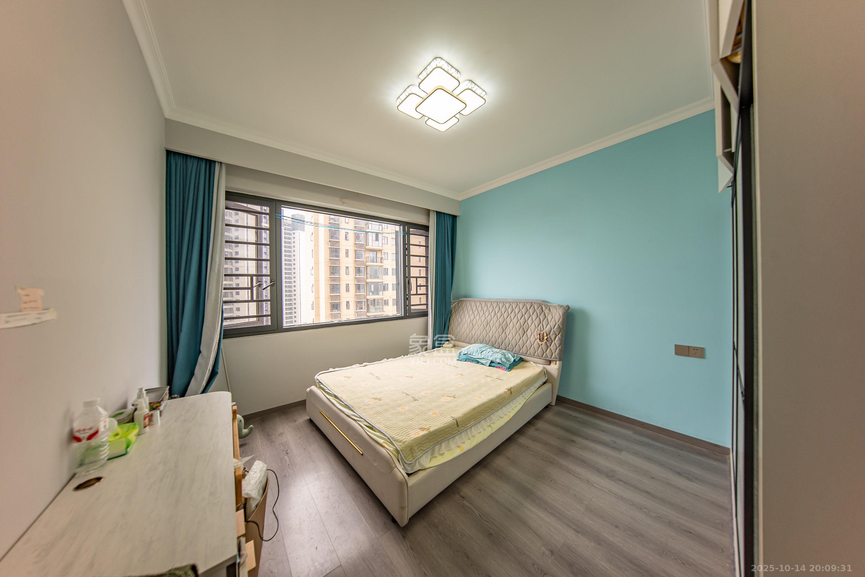 江山帝景雅典  1室0厅0卫    107.8万 江山帝景雅典  1室0厅0卫    107.8万卧室