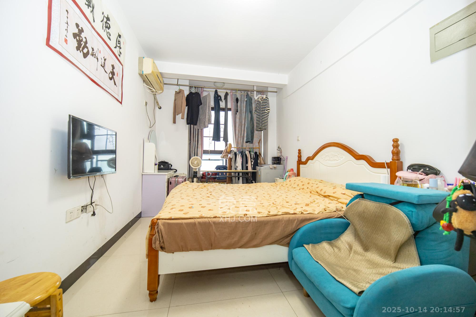 金科时代中心  1室0厅0卫    17.0万 金科时代中心  1室0厅0卫    17.0万客厅