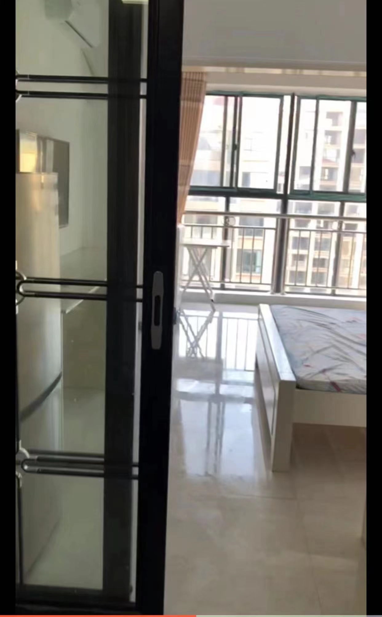 梓湖明珠  1室1厅1卫    1000.0元/月室内图