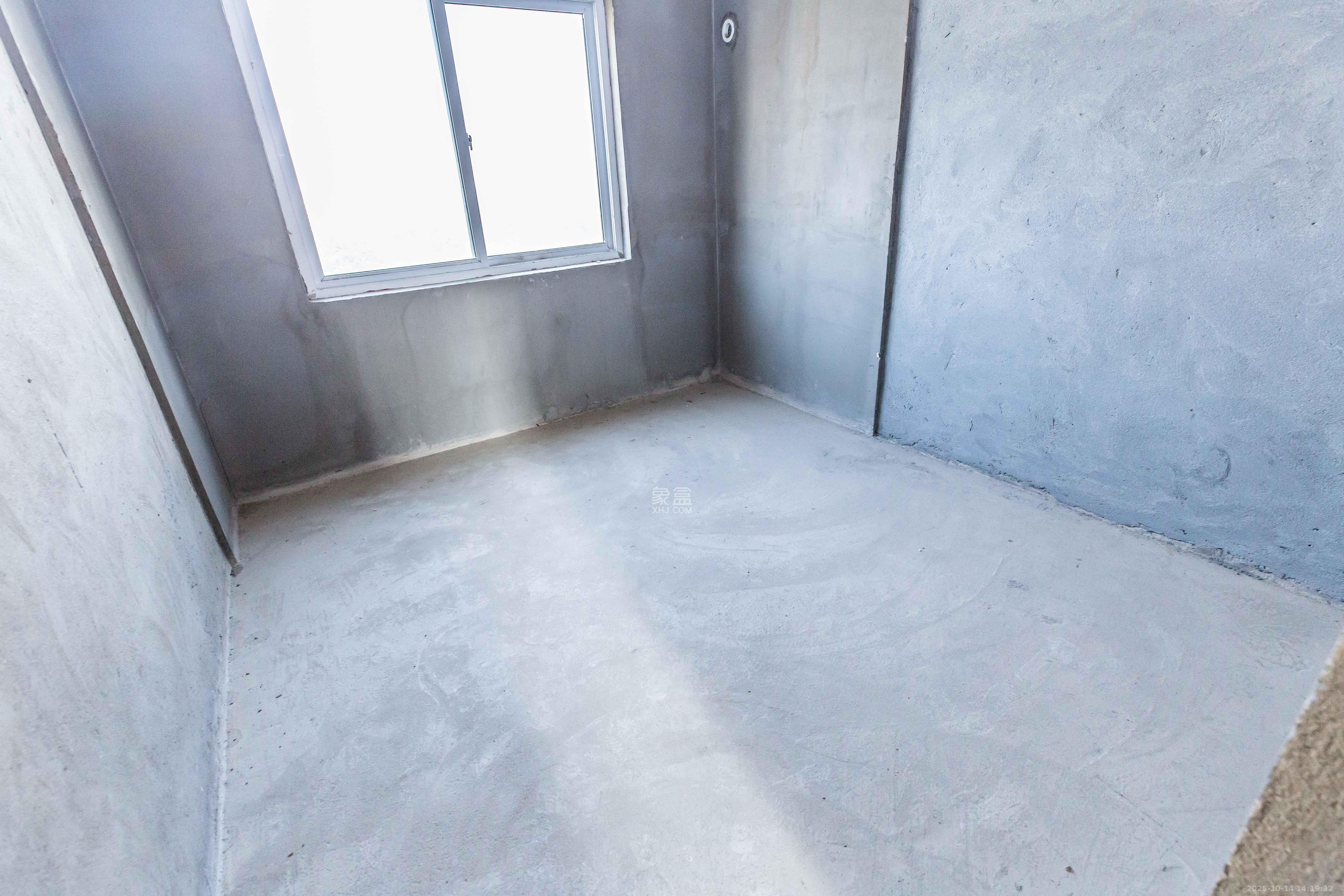 天麓尚层  4室2厅2卫    115.0万 天麓尚层  4室2厅2卫    115.0万卧室