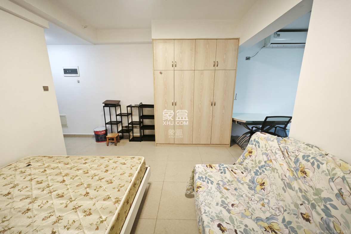 天鸿天府(天鸿中央大院) 1室1厅1卫 1400.0元/月 天鸿天府(天鸿中央大院) 1室1厅1卫 1400.0元/月室内图