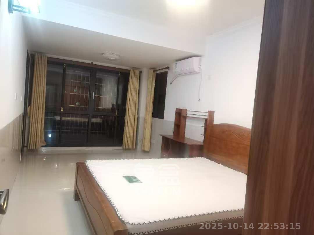 东驿竹园 4室2厅2卫 3500.0元/月 东驿竹园 4室2厅2卫 3500.0元/月室内图