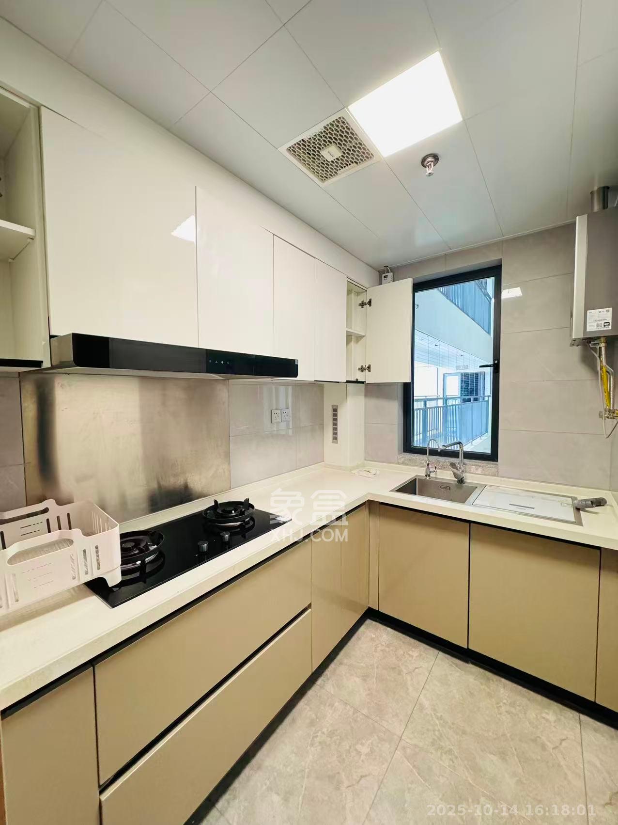 中国铁建湘语梅溪  3室2厅2卫    3200.0元/月 中国铁建湘语梅溪  3室2厅2卫    3200.0元/月室内图