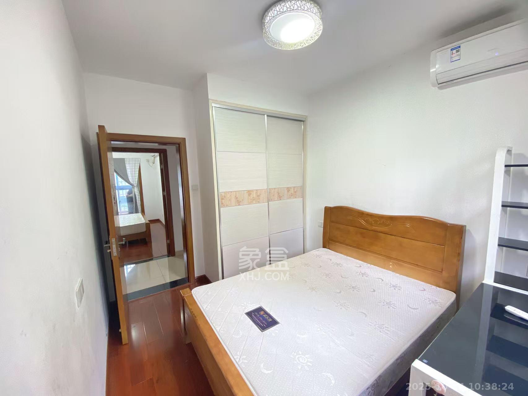 和馨园  4室2厅1卫    3000.0元/月 和馨园  4室2厅1卫    3000.0元/月室内图