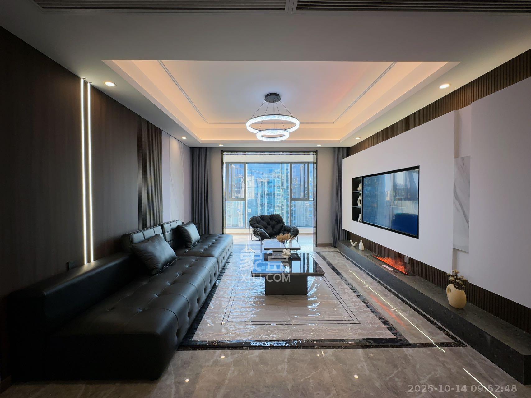 绿地V岛  4室2厅2卫    6800.0元/月室内图