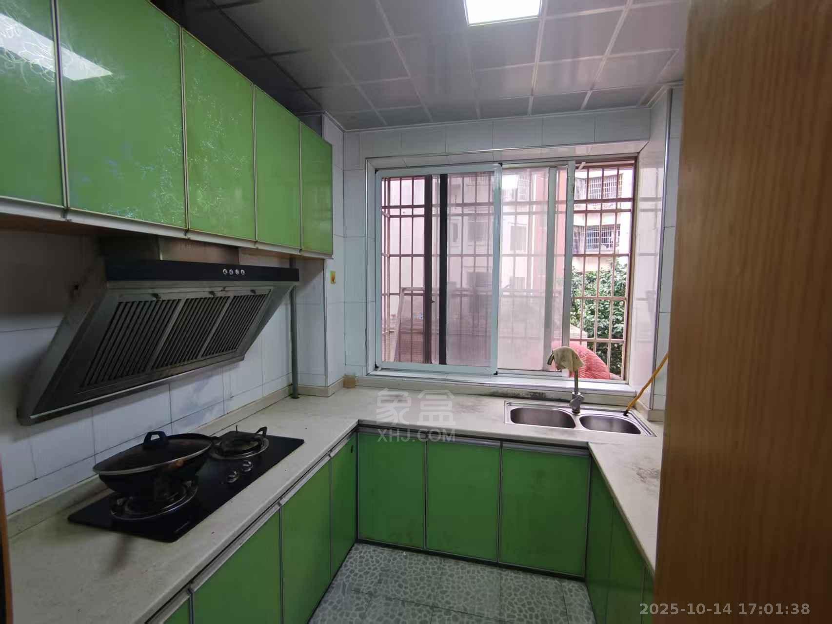 安泰小区 2室2厅1卫 1200.0元/月 安泰小区 2室2厅1卫 1200.0元/月室内图