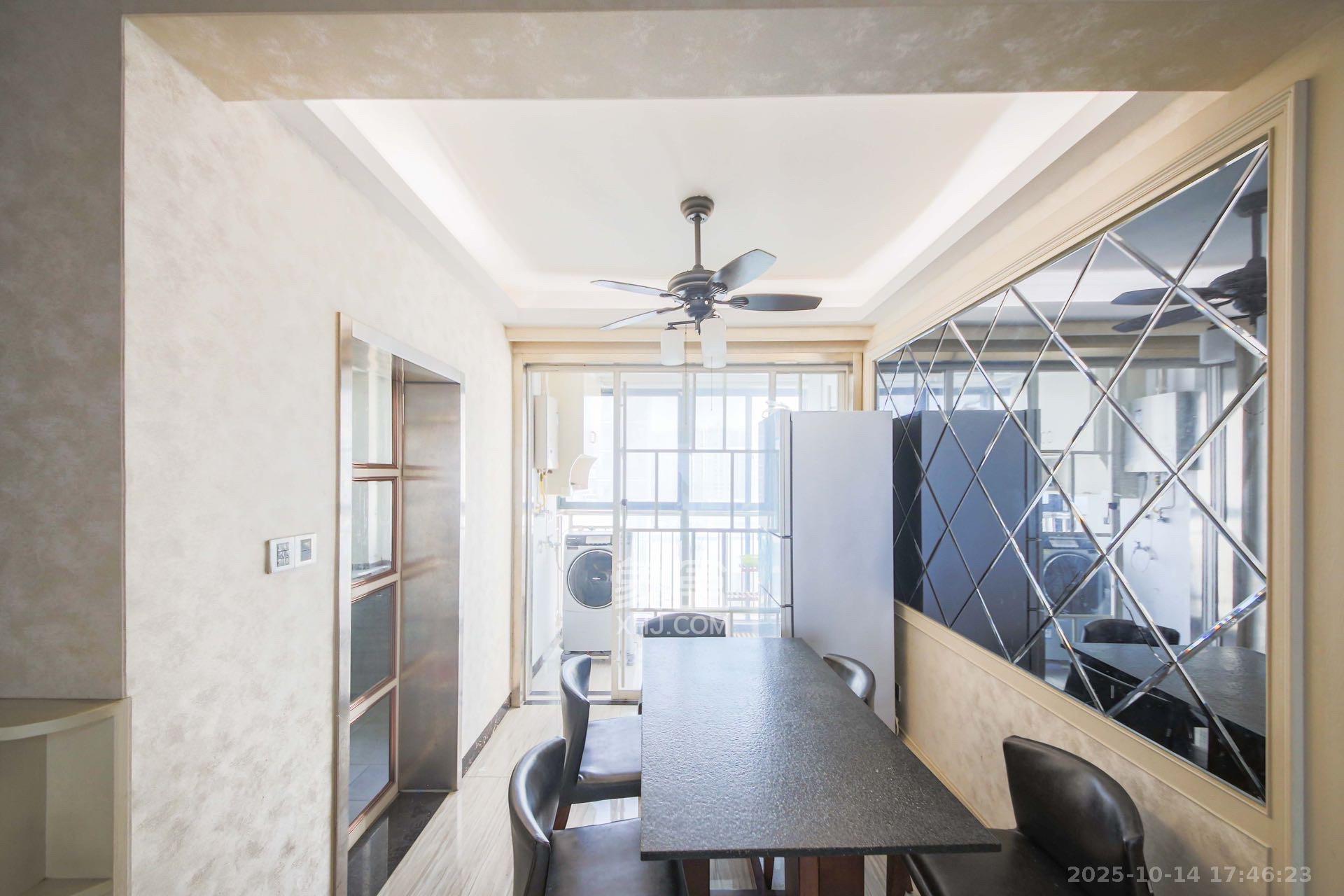 湘水熙园 4室2厅2卫 4000.0元/月 湘水熙园 4室2厅2卫 4000.0元/月室内图