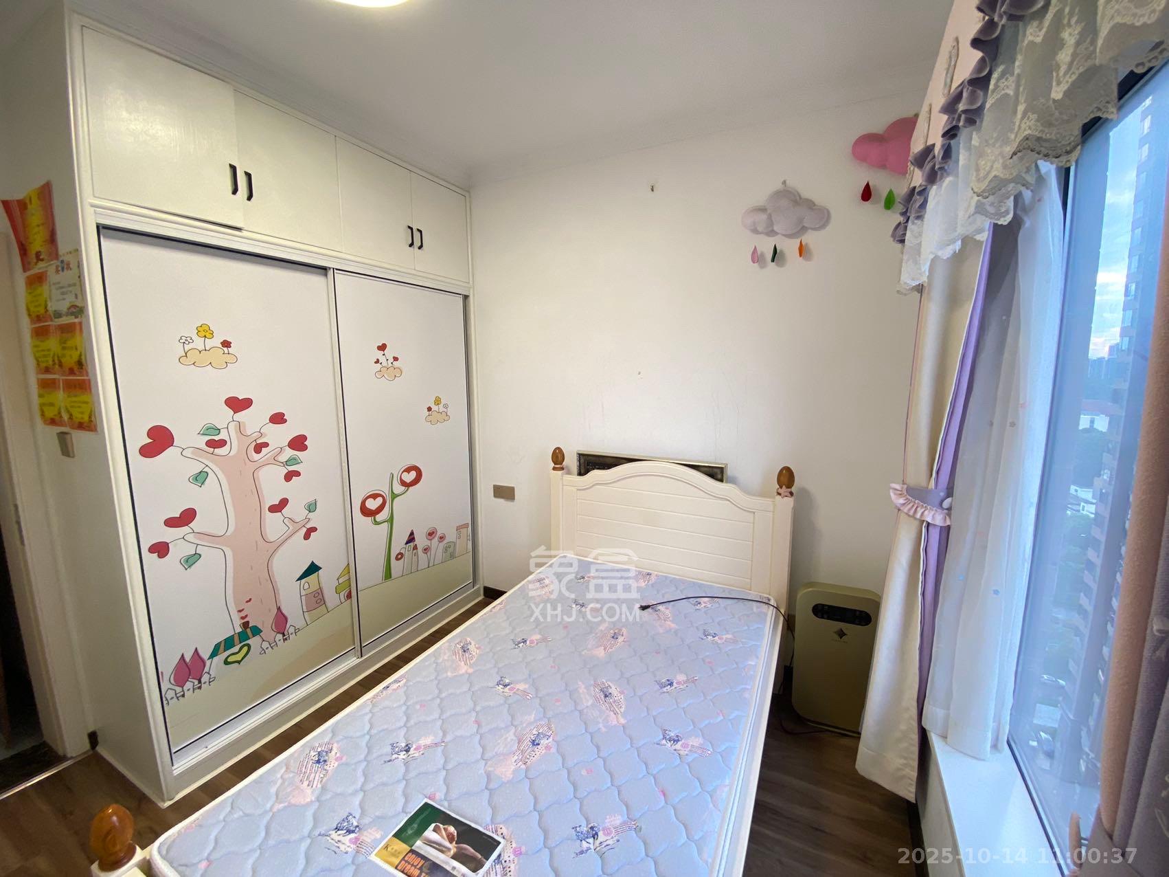 富春山  4室2厅2卫    3280.0元/月 富春山  4室2厅2卫    3280.0元/月室内图