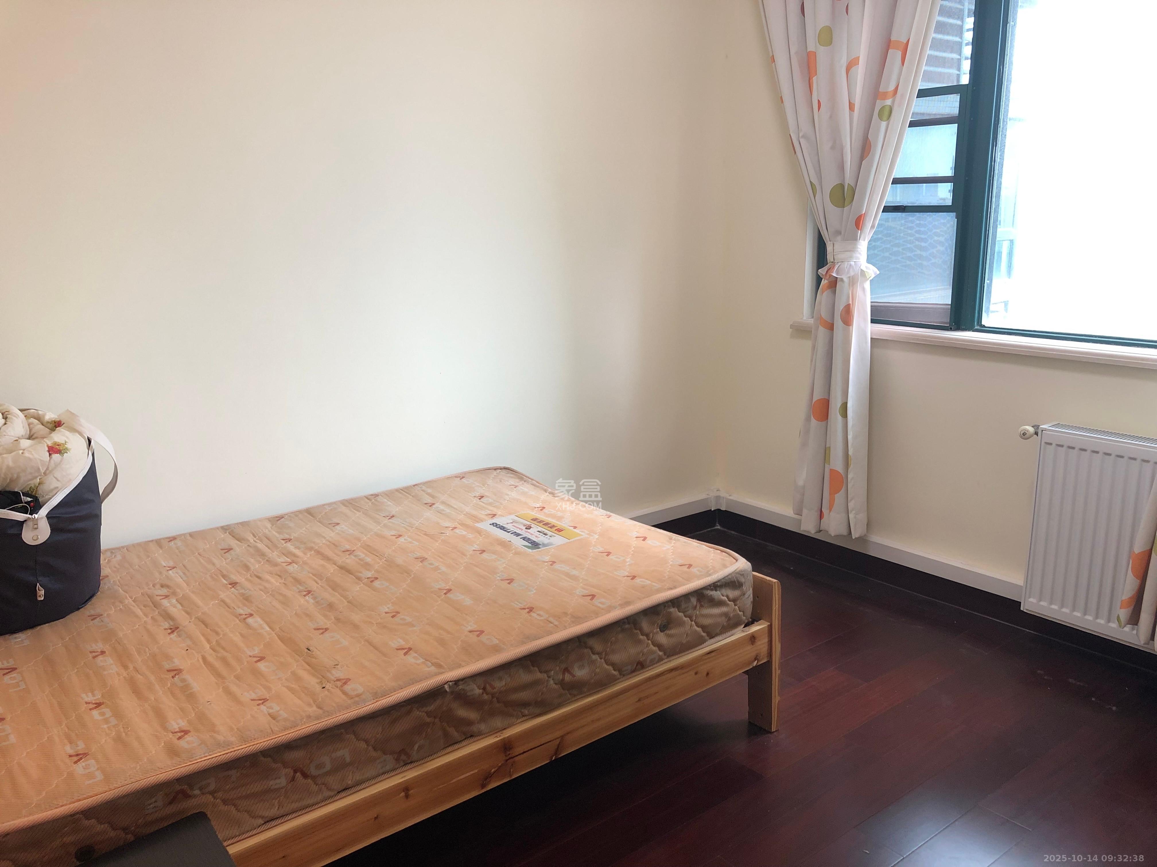 恒大翡翠华庭  2室2厅1卫    1900.0元/月室内图