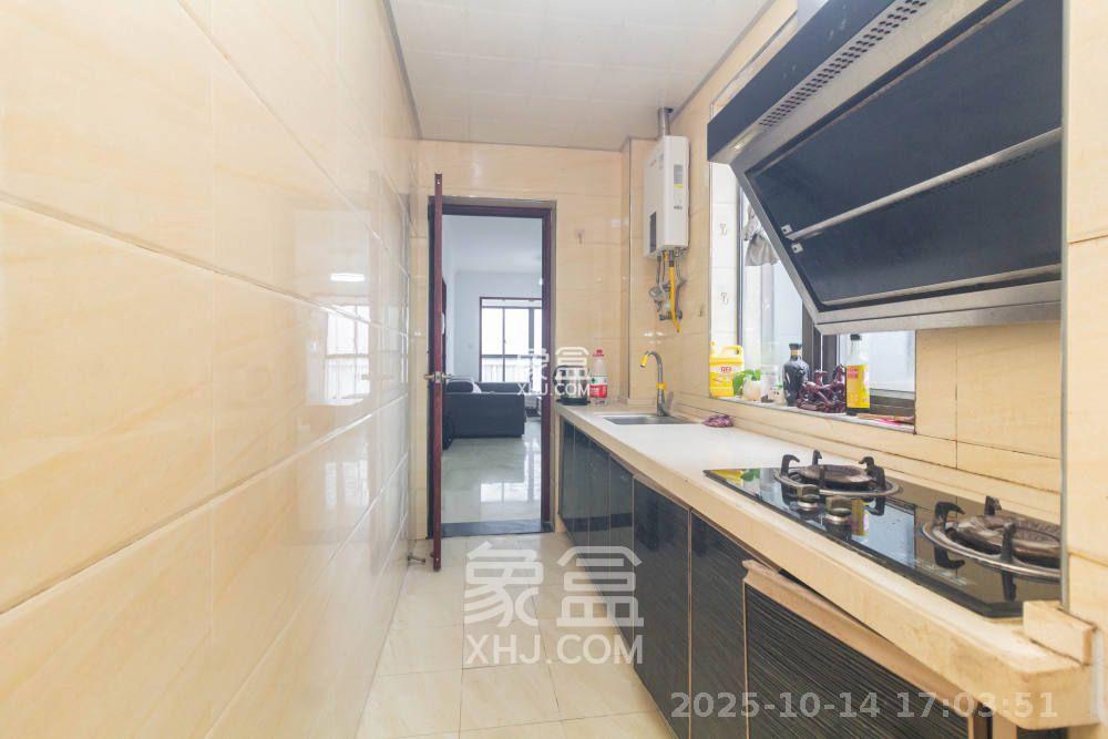 旭辉华庭  3室2厅1卫    1600.0元/月室内图