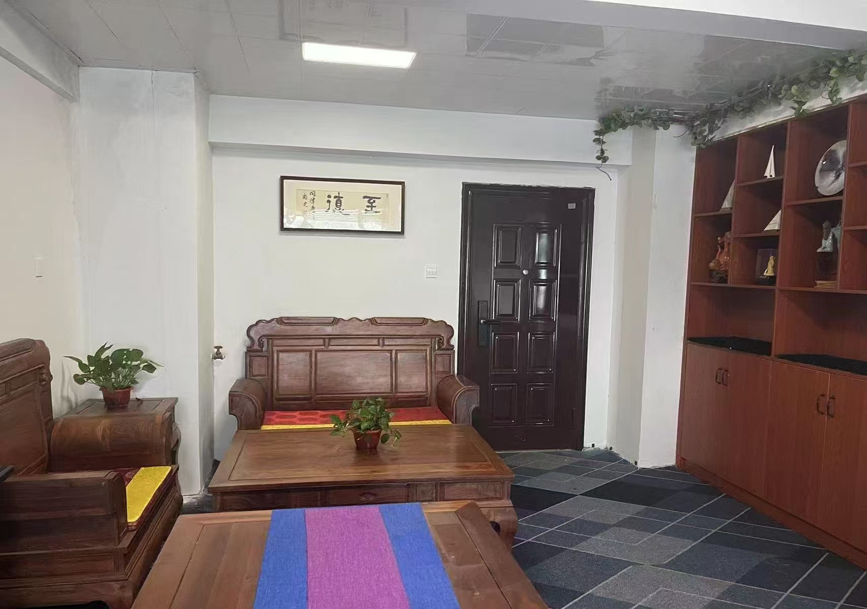 吉泰领寓 1室1厅1卫 31.0万 吉泰领寓 1室1厅1卫 31.0万客厅