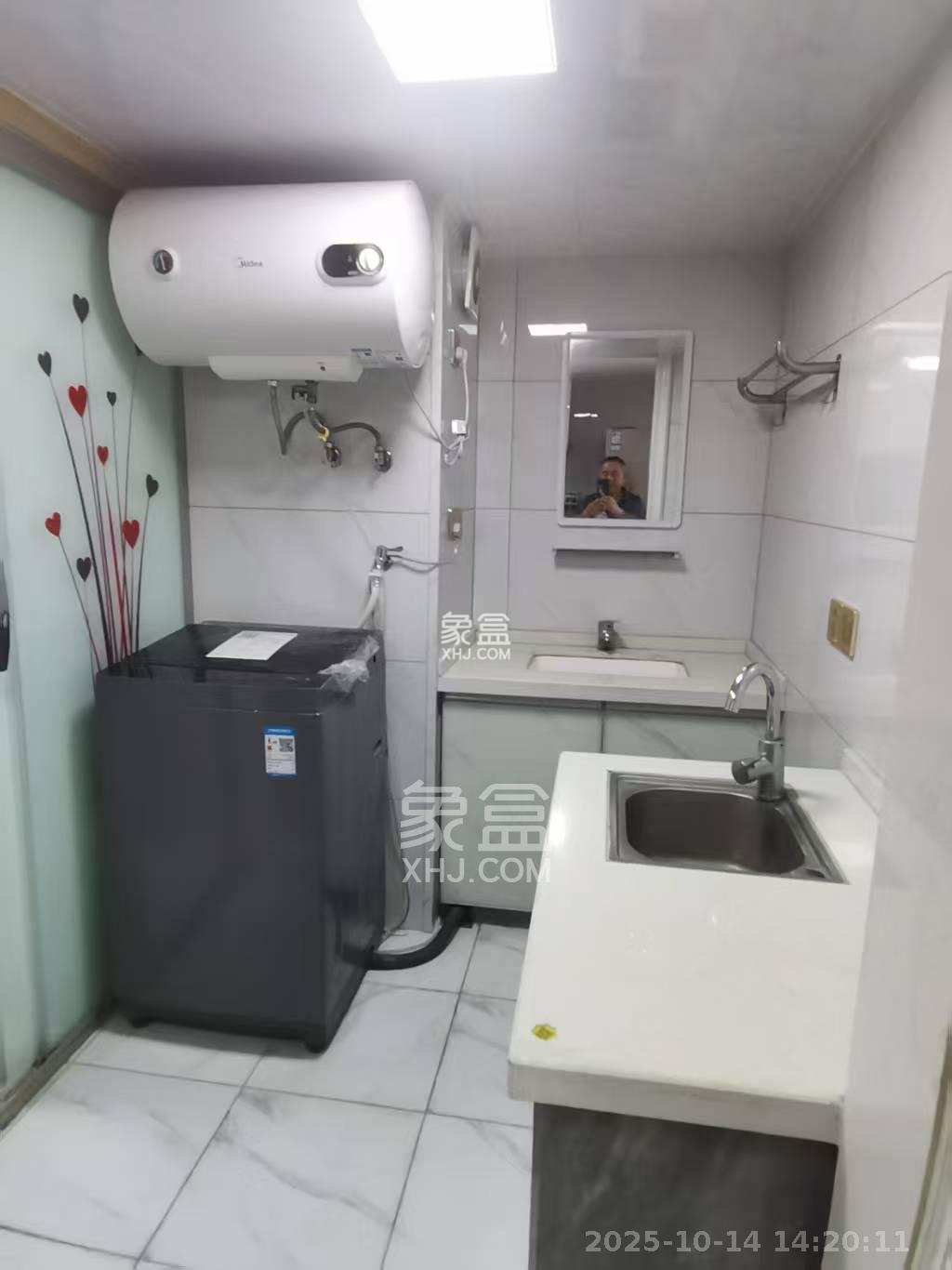 长房时代小镇 2室1厅2卫 2100.0元/月 长房时代小镇 2室1厅2卫 2100.0元/月室内图