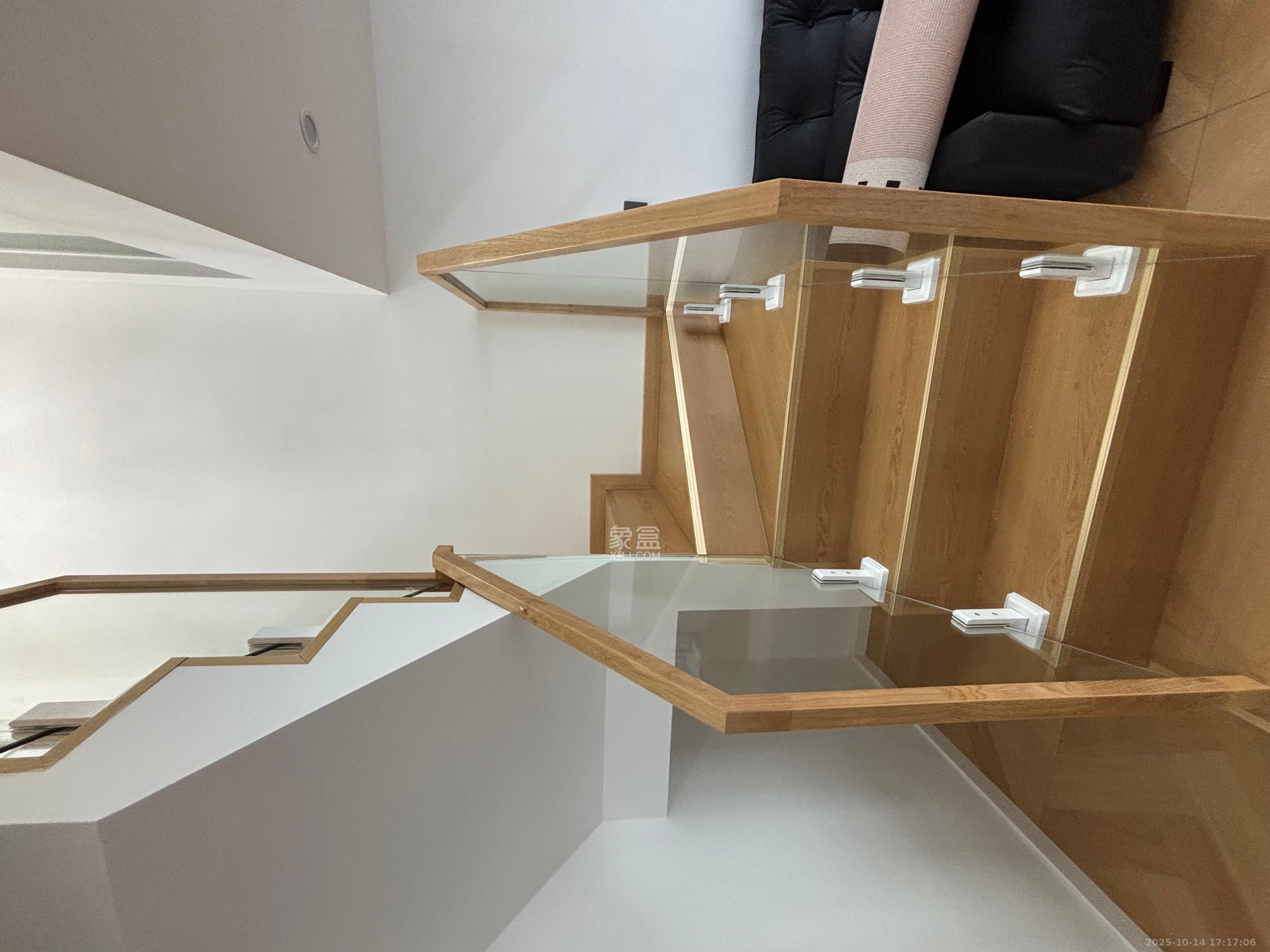 华润置地中心  1室0厅0卫    4200.0元/月 华润置地中心  1室0厅0卫    4200.0元/月室内图