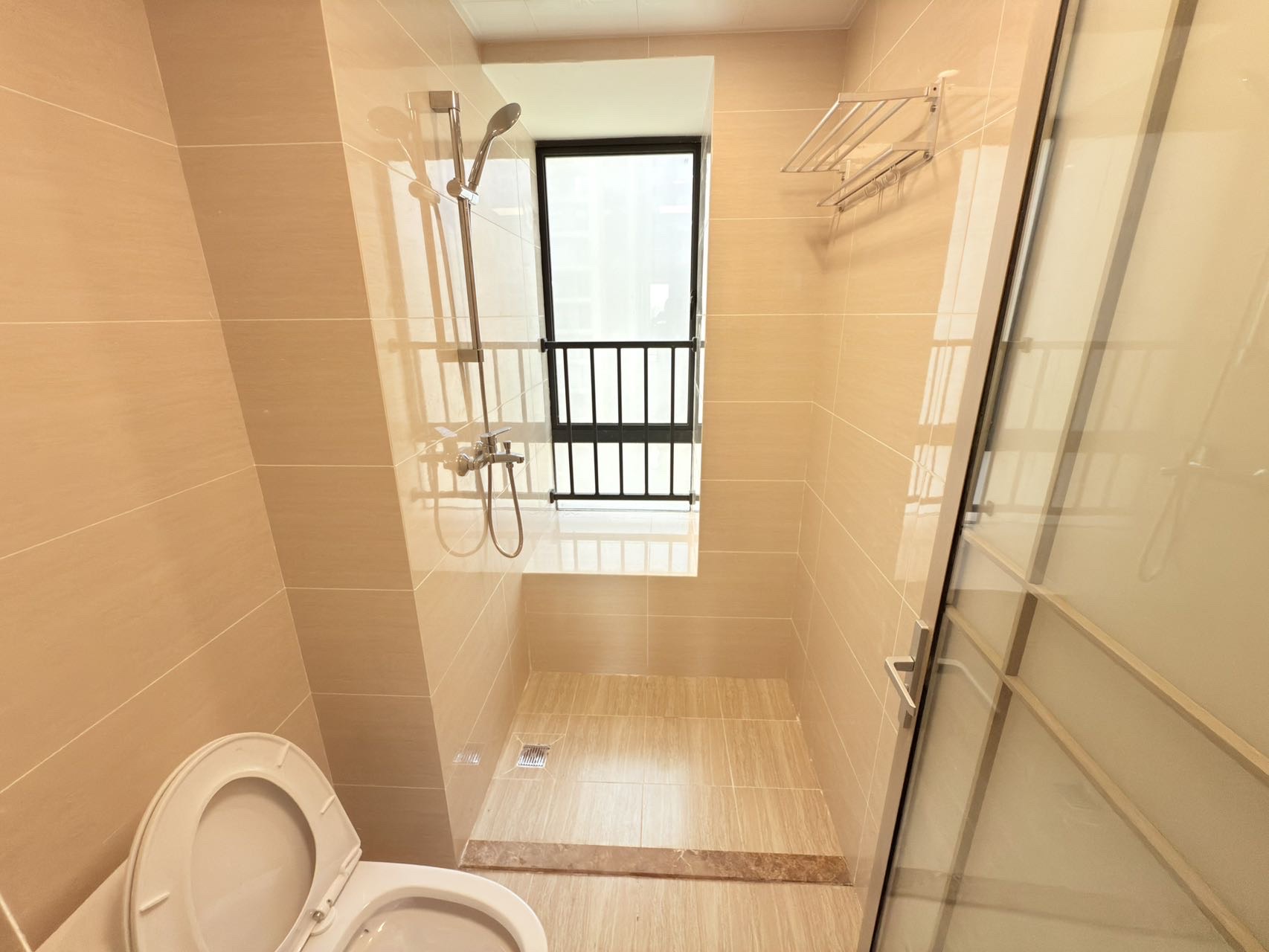 和风家园初心苑 3室2厅2卫 2000.0元/月 和风家园初心苑 3室2厅2卫 2000.0元/月室内图