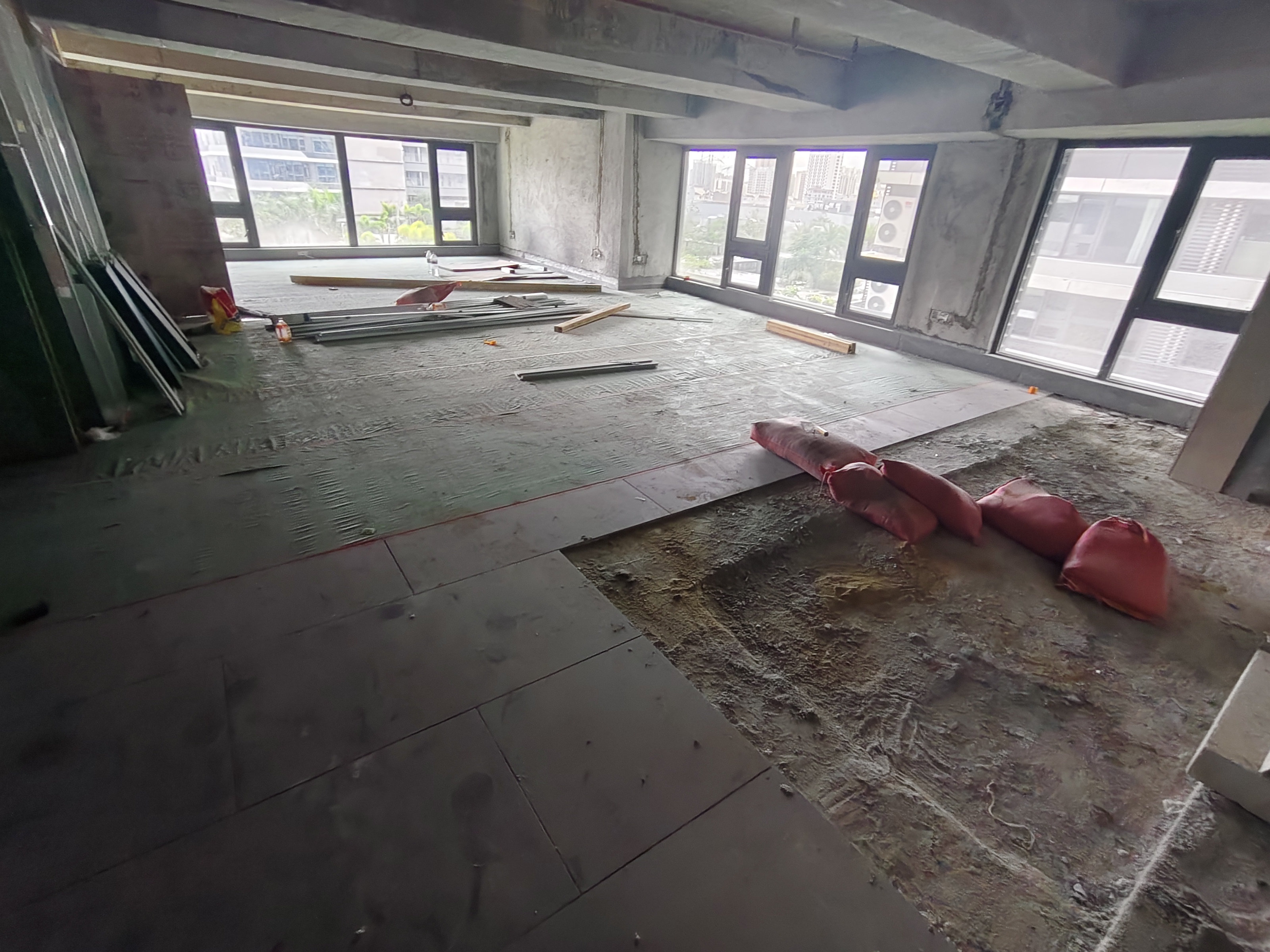 龙湖光年   220.0㎡      10000.0元/月室内图