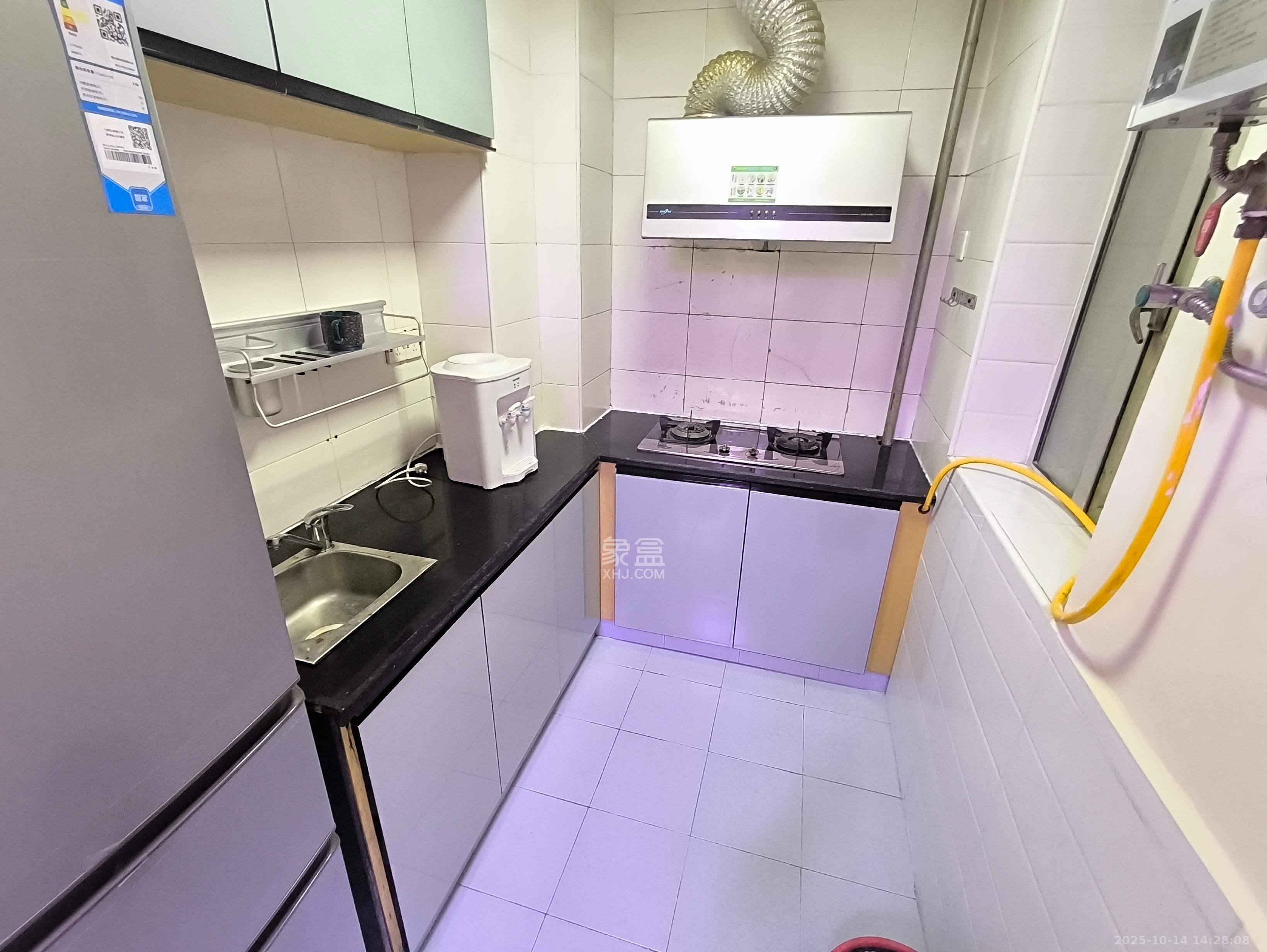 凯通国际城(凯通朝庭)  2室2厅1卫    2600.0元/月 凯通国际城(凯通朝庭)  2室2厅1卫    2600.0元/月室内图