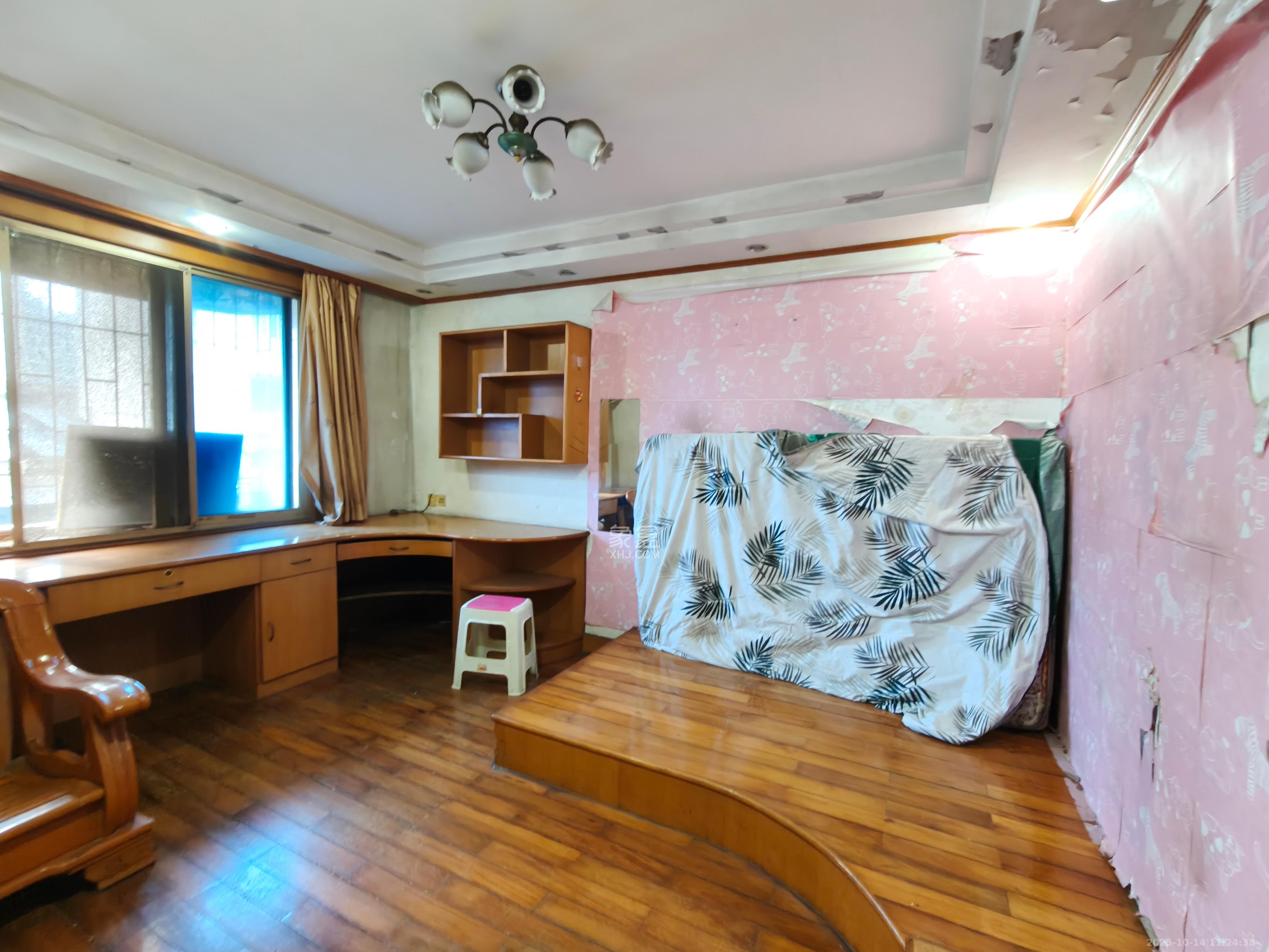 曾家湾13号生活区(友谊集团公司宿舍) 2室1厅1卫 1300.0元/月 曾家湾13号生活区(友谊集团公司宿舍) 2室1厅1卫 1300.0元/月室内图