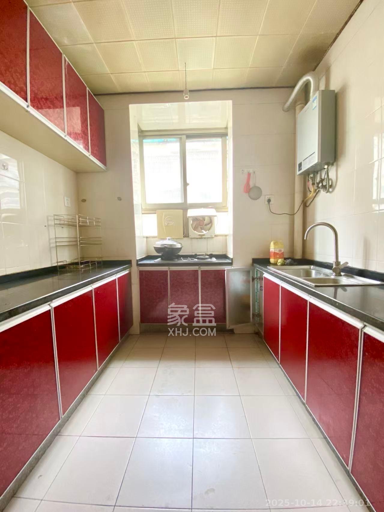 雅雀湖小区  3室2厅2卫    2200.0元/月 雅雀湖小区  3室2厅2卫    2200.0元/月室内图