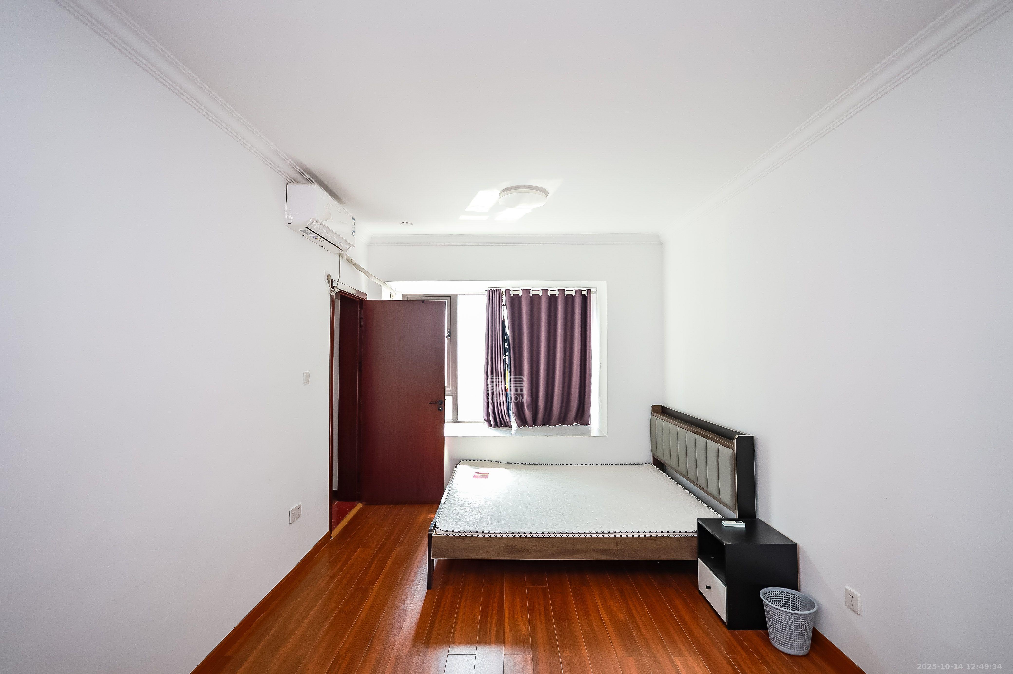 金辉优步花园  3室2厅2卫    2600.0元/月 金辉优步花园  3室2厅2卫    2600.0元/月室内图