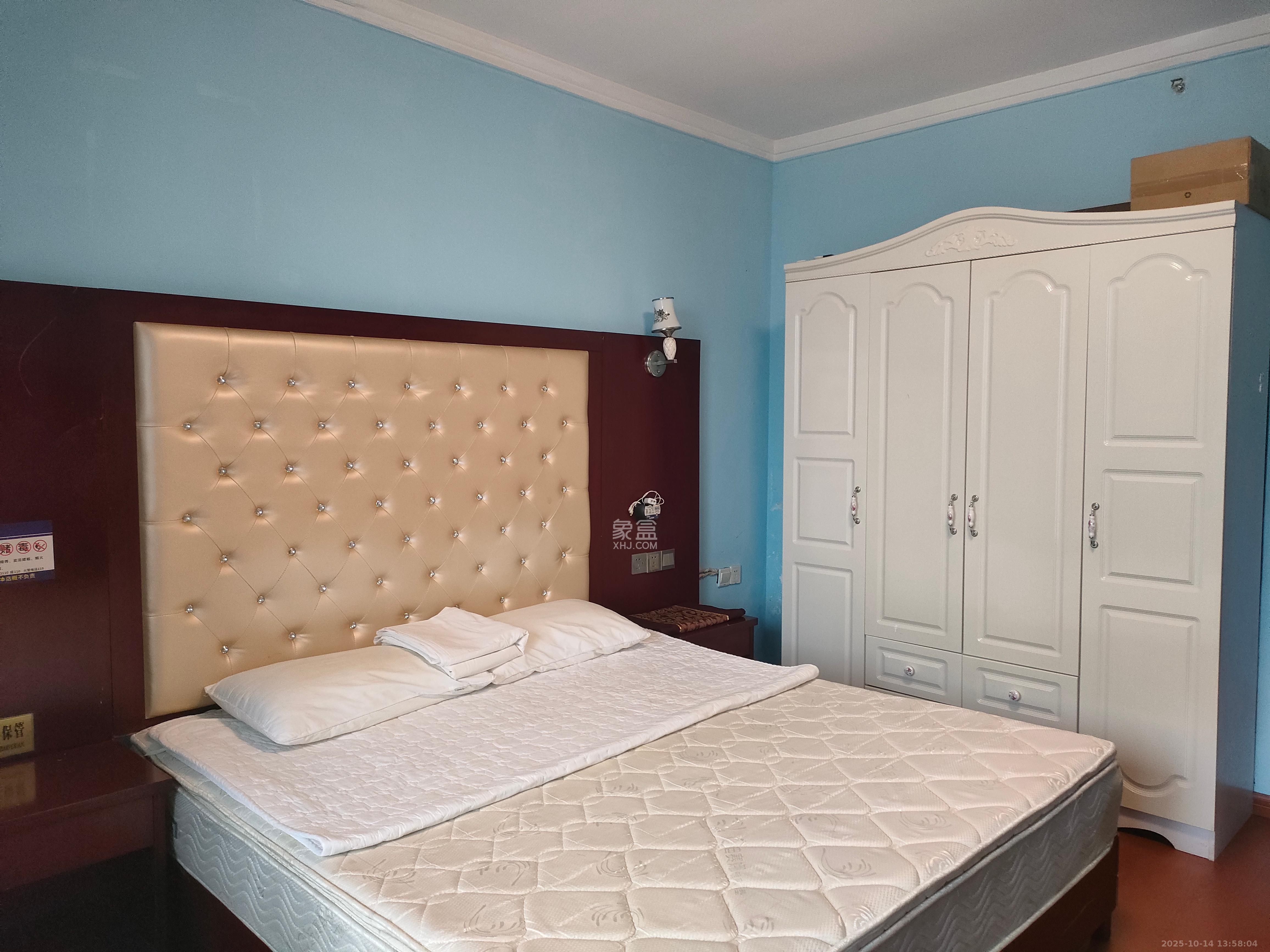 标志商务中心  1室0厅1卫    1200.0元/月 标志商务中心  1室0厅1卫    1200.0元/月室内图