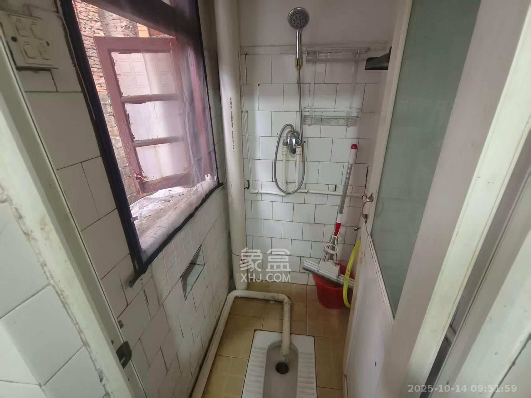 （上/下）黎家坡散盘  1室1厅1卫    800.0元/月室内图