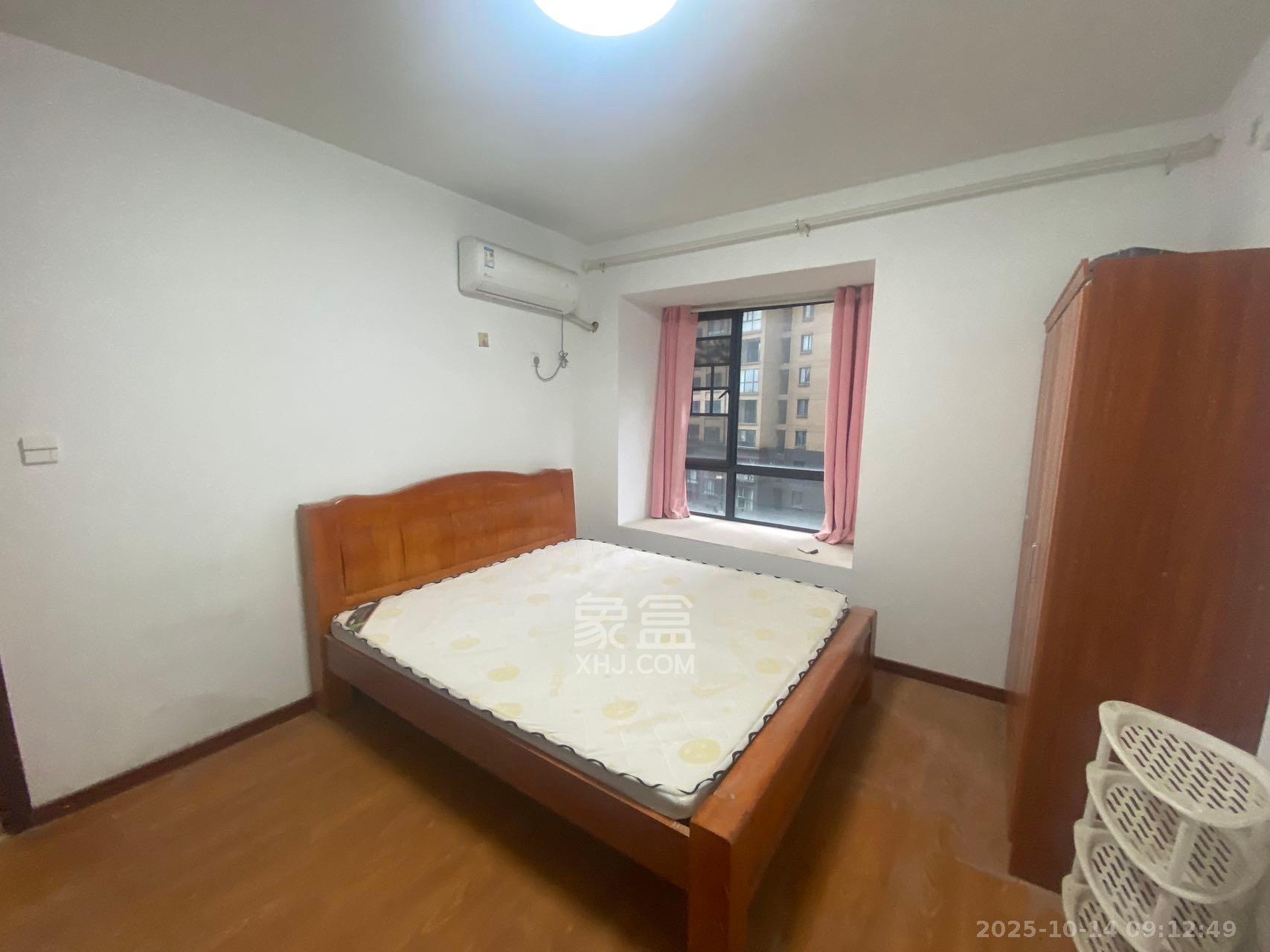 西湖鸿运佳苑  3室2厅2卫    1900.0元/月 西湖鸿运佳苑  3室2厅2卫    1900.0元/月室内图