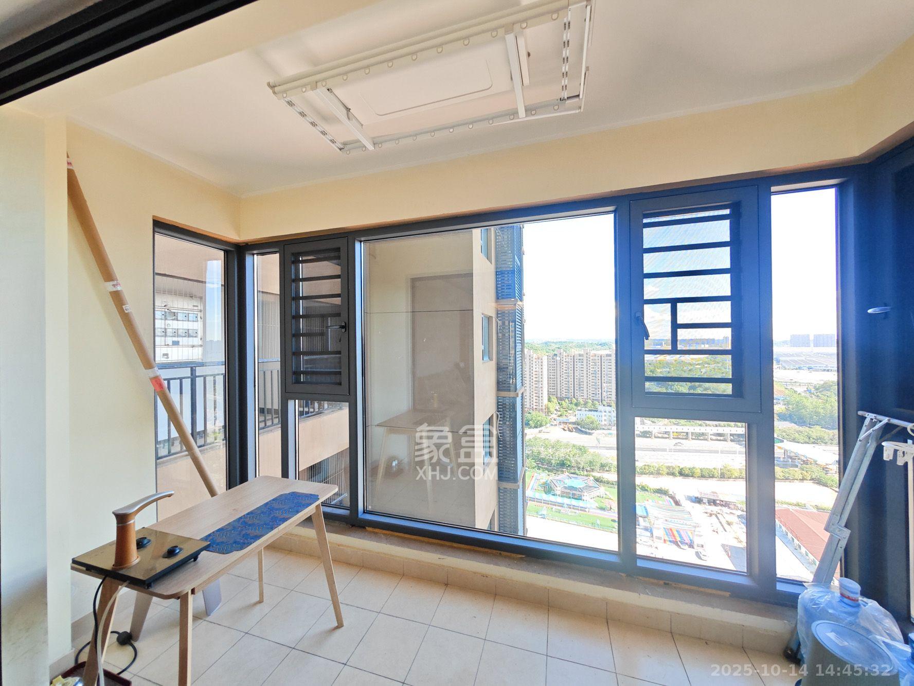 中建嘉和城凤凰台(中建瑞兴家园)  3室2厅2卫    2700.0元/月 中建嘉和城凤凰台(中建瑞兴家园)  3室2厅2卫    2700.0元/月室内图