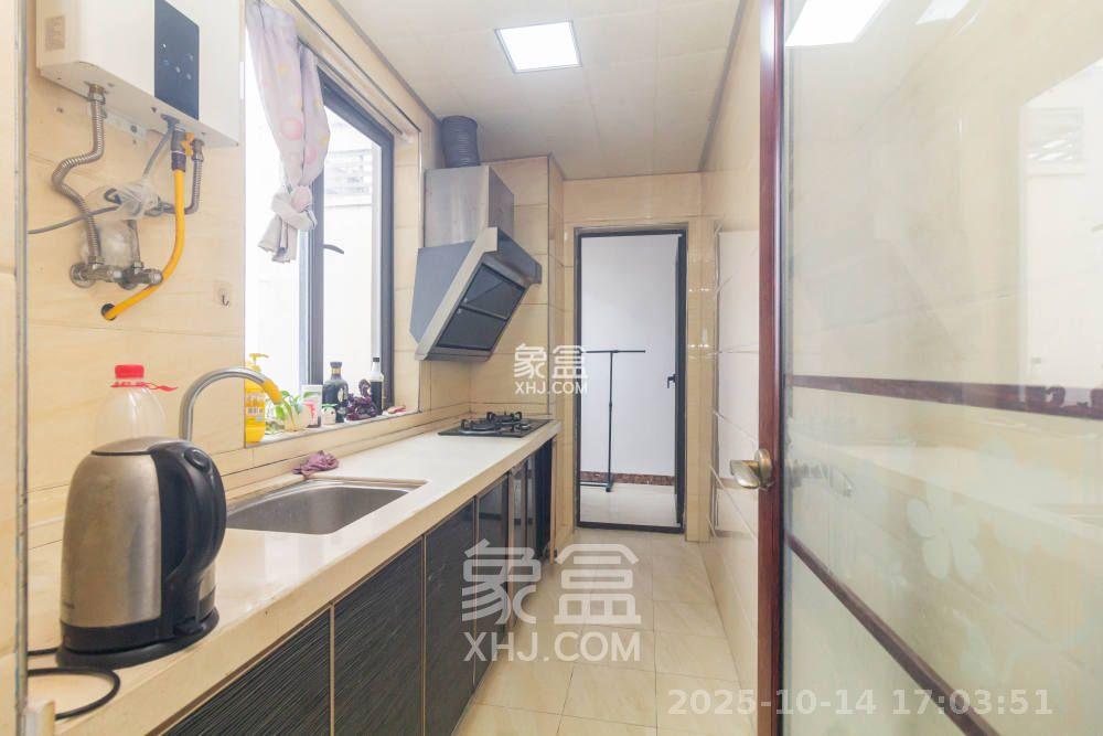 旭辉华庭  3室2厅1卫    1600.0元/月室内图