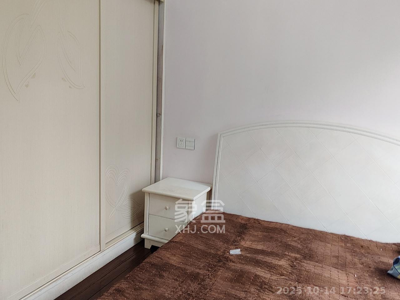 五矿紫湖香醍  3室2厅1卫    2000.0元/月室内图