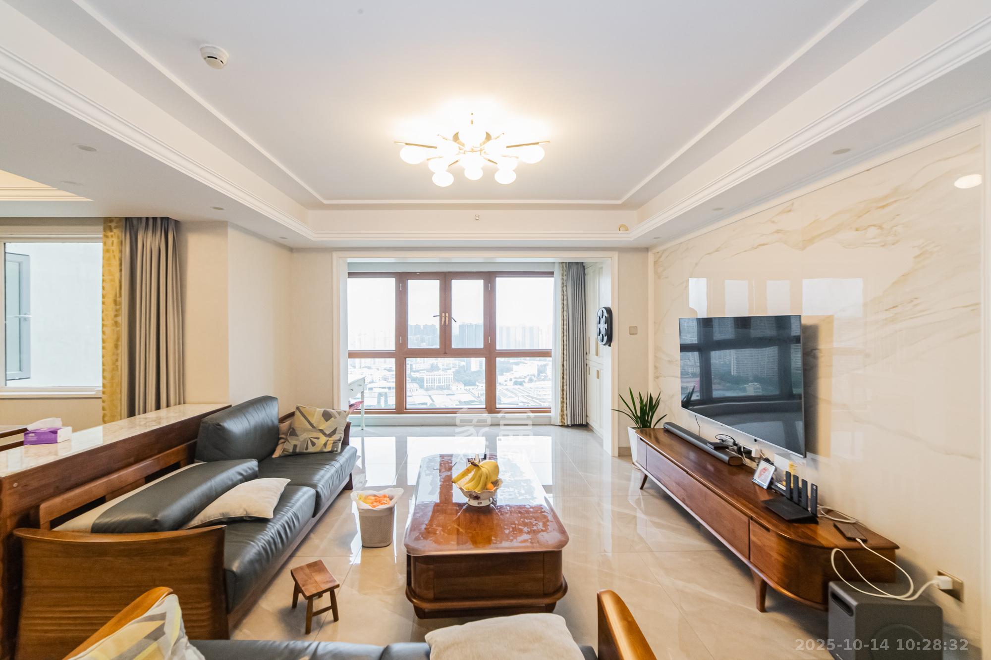 北辰三角洲C2区  3室2厅2卫    268.0万