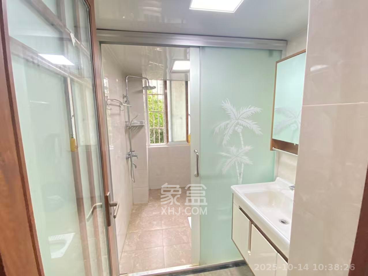 和馨园  4室2厅1卫    3000.0元/月 和馨园  4室2厅1卫    3000.0元/月室内图