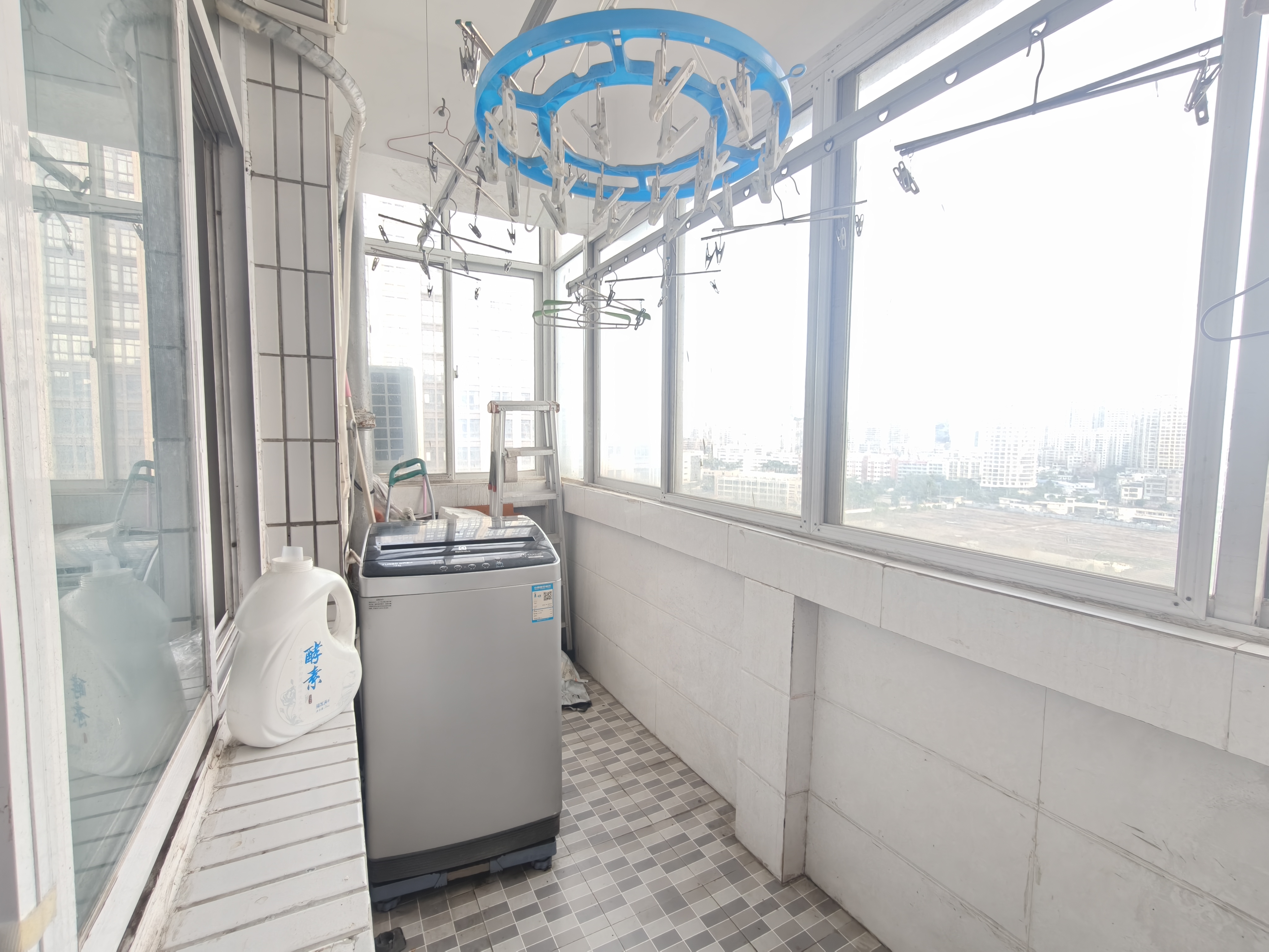 水云天 3室2厅1卫 2000.0元/月 水云天 3室2厅1卫 2000.0元/月室内图