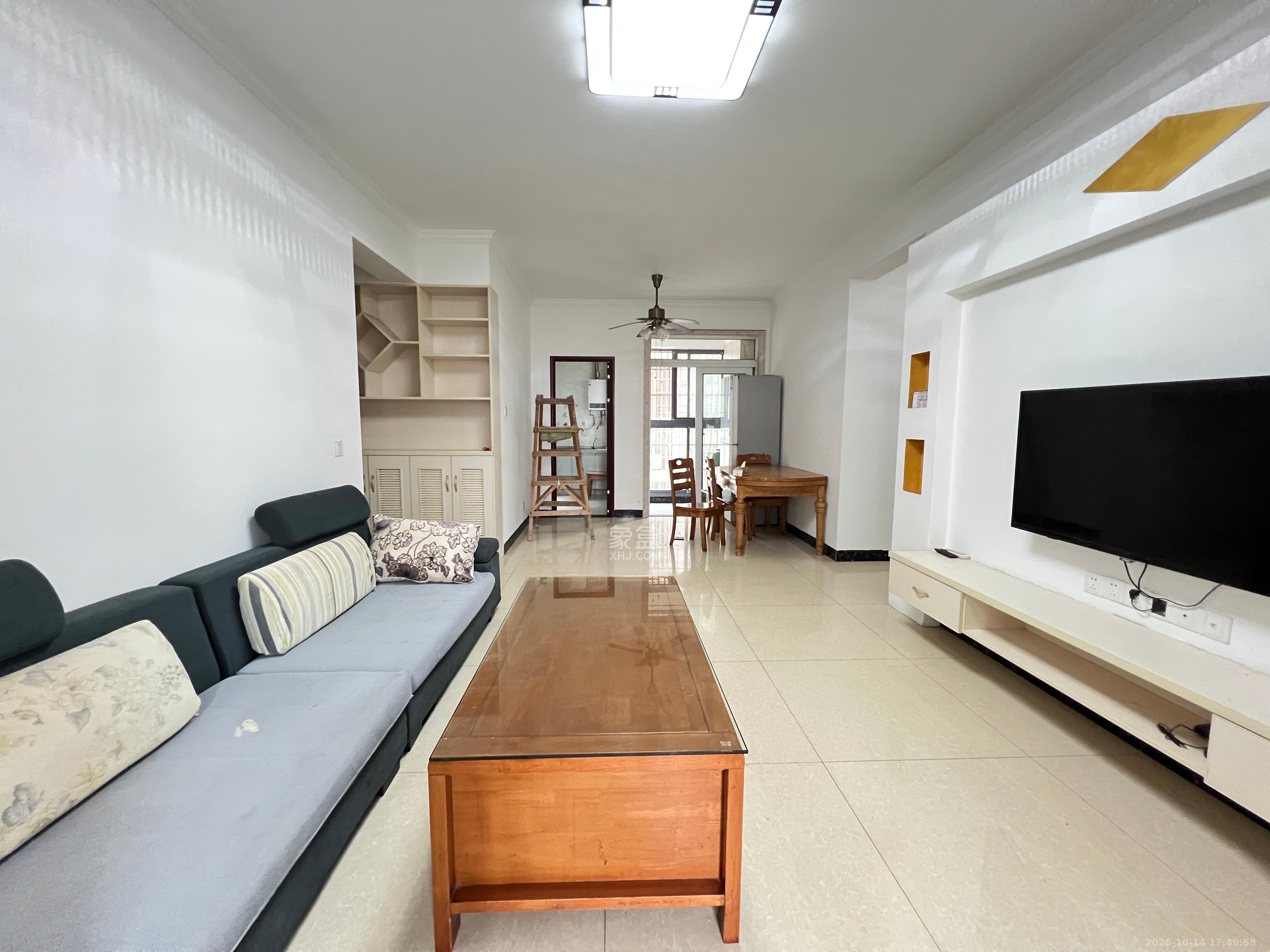 嘉顺苑  3室2厅1卫    2100.0元/月室内图