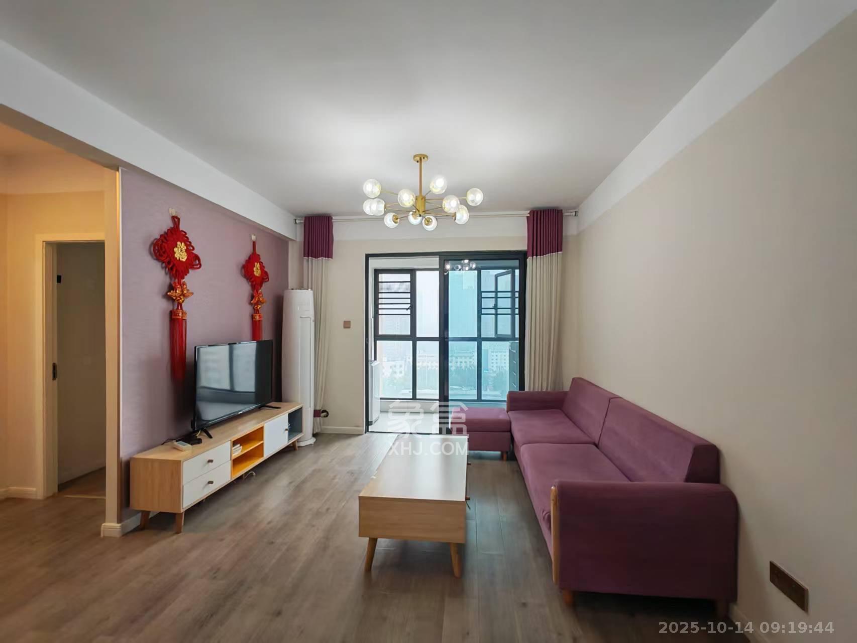 建发中央公园(建发美地) 3室2厅1卫 2800.0元/月 建发中央公园(建发美地) 3室2厅1卫 2800.0元/月室内图